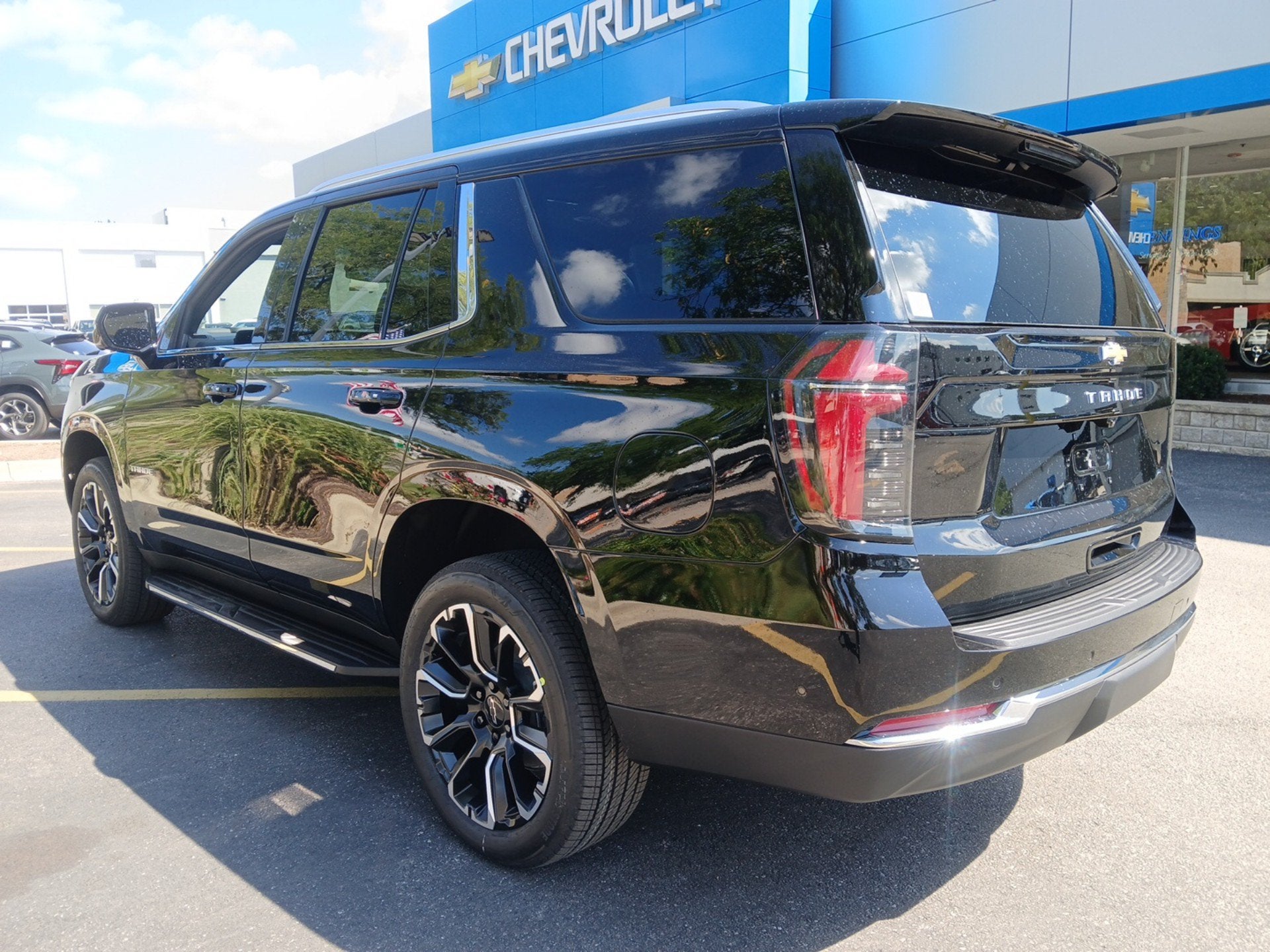 2026 Chevrolet Tahoe LS
