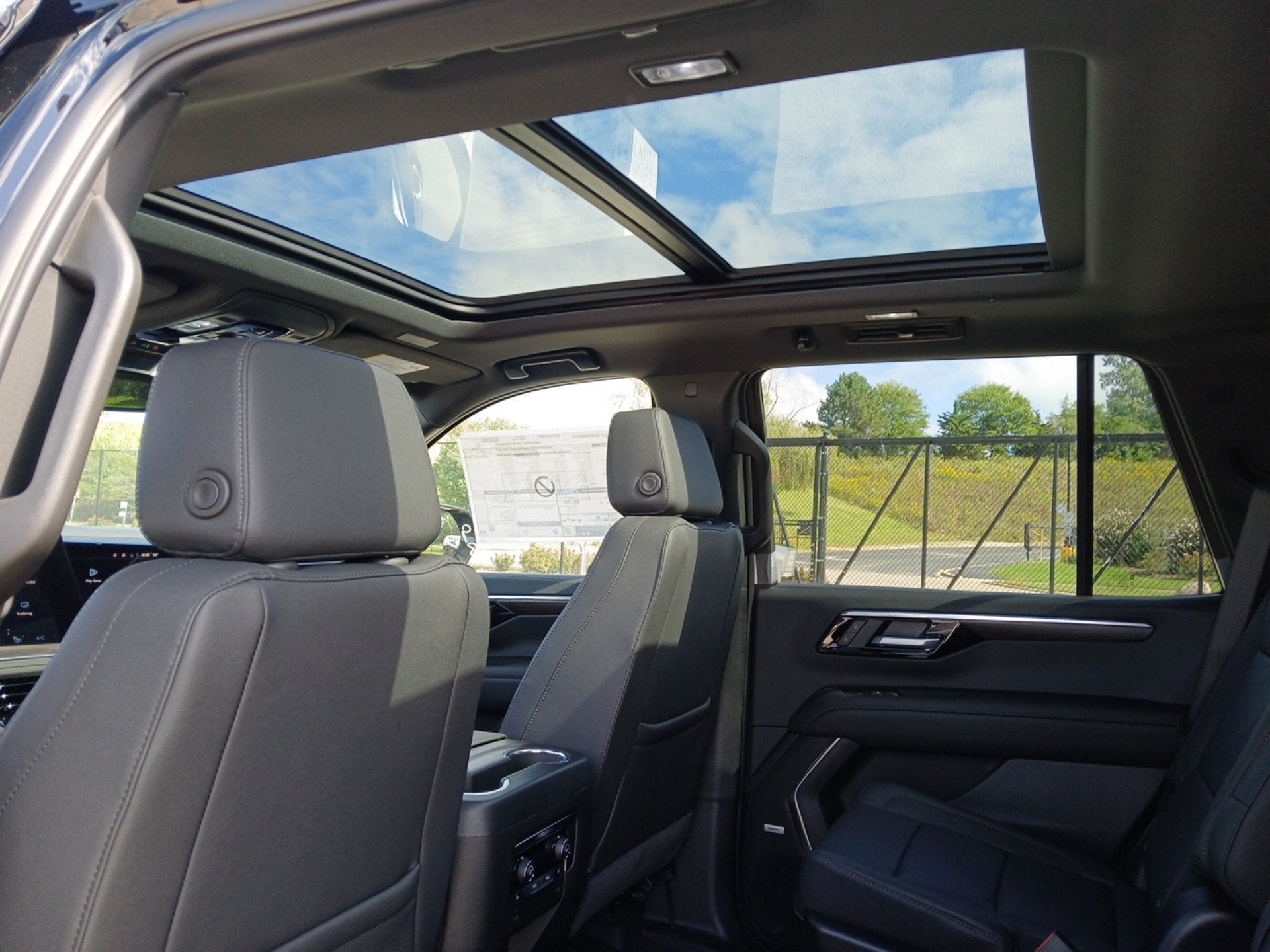 2027 Chevrolet Tahoe LT