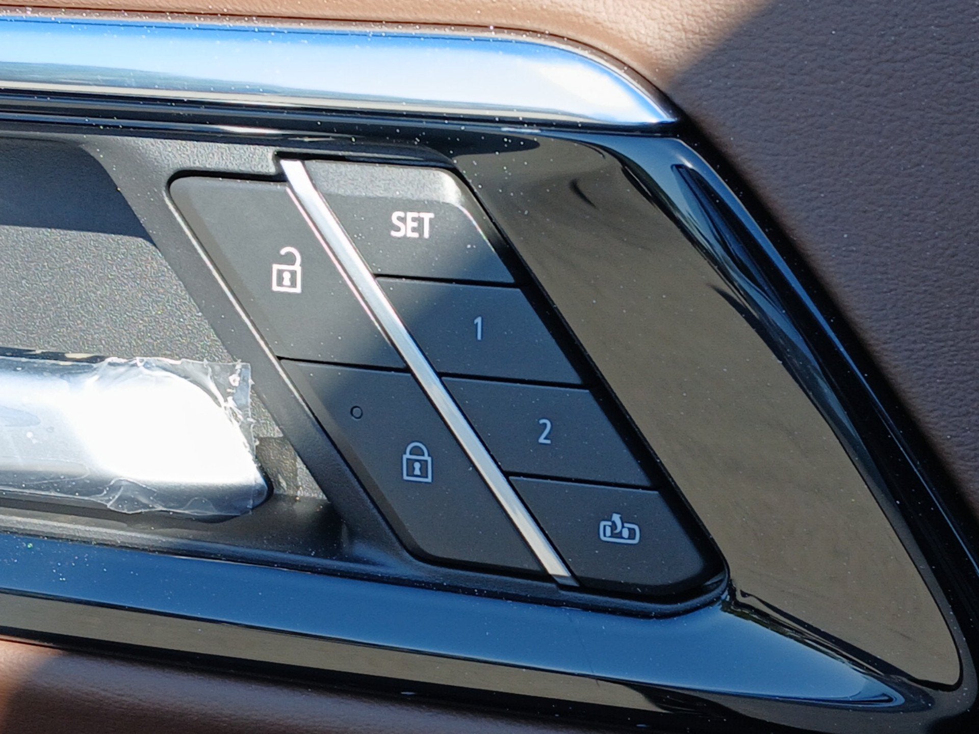 2027 Chevrolet Tahoe High Country - Photo 18