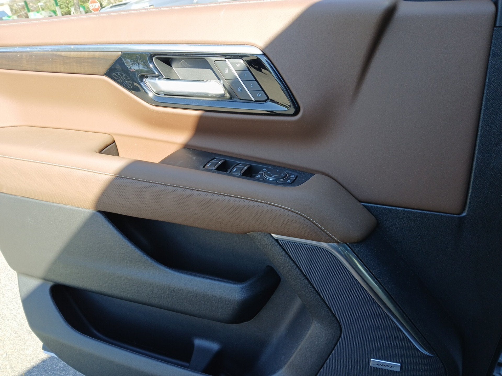 2027 Chevrolet Tahoe High Country - Photo 19