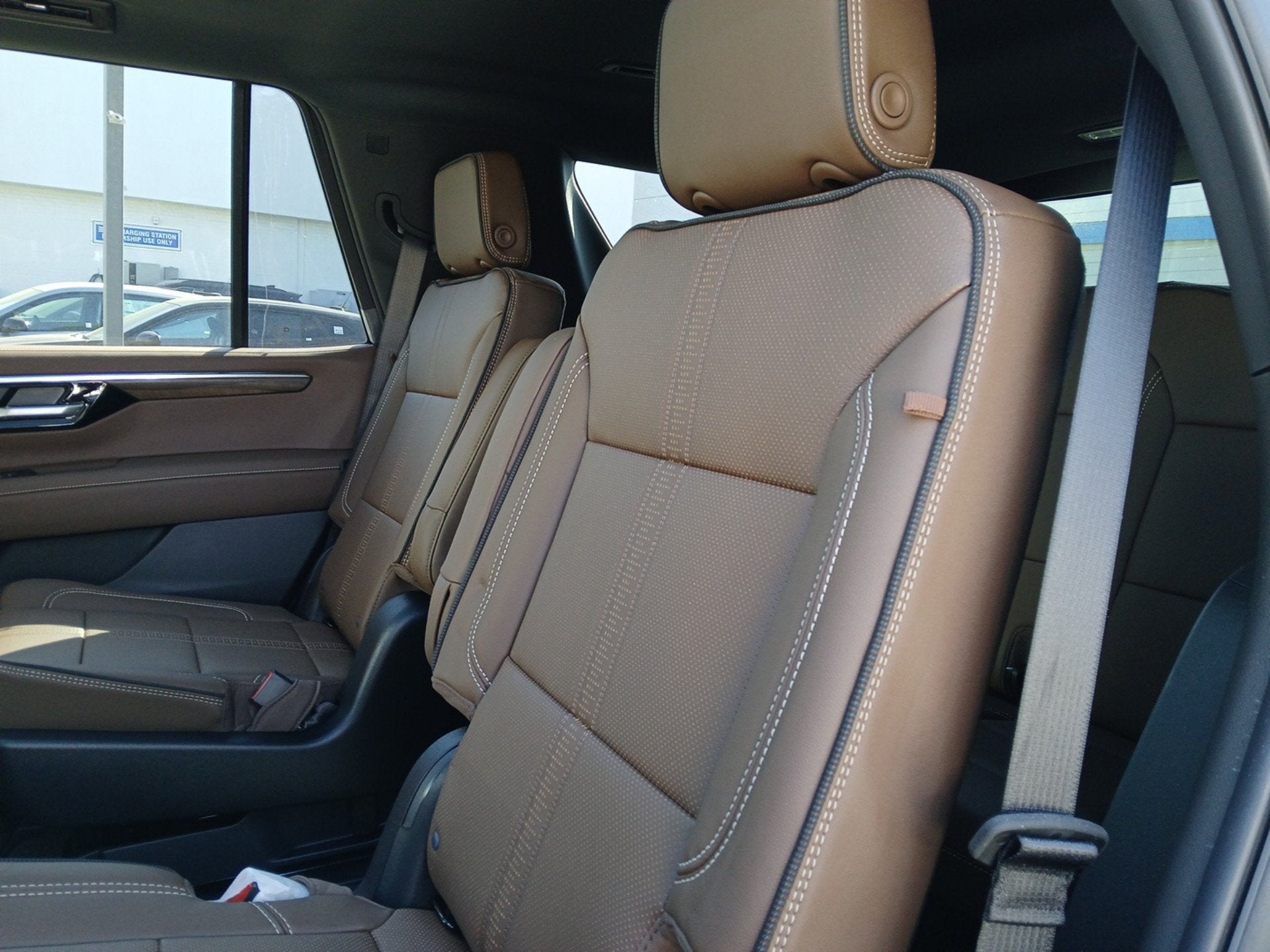 2027 Chevrolet Tahoe High Country - Photo 24