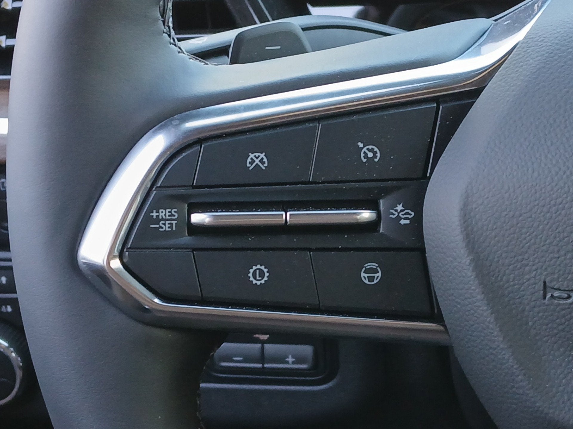 2027 Chevrolet Tahoe High Country - Photo 9