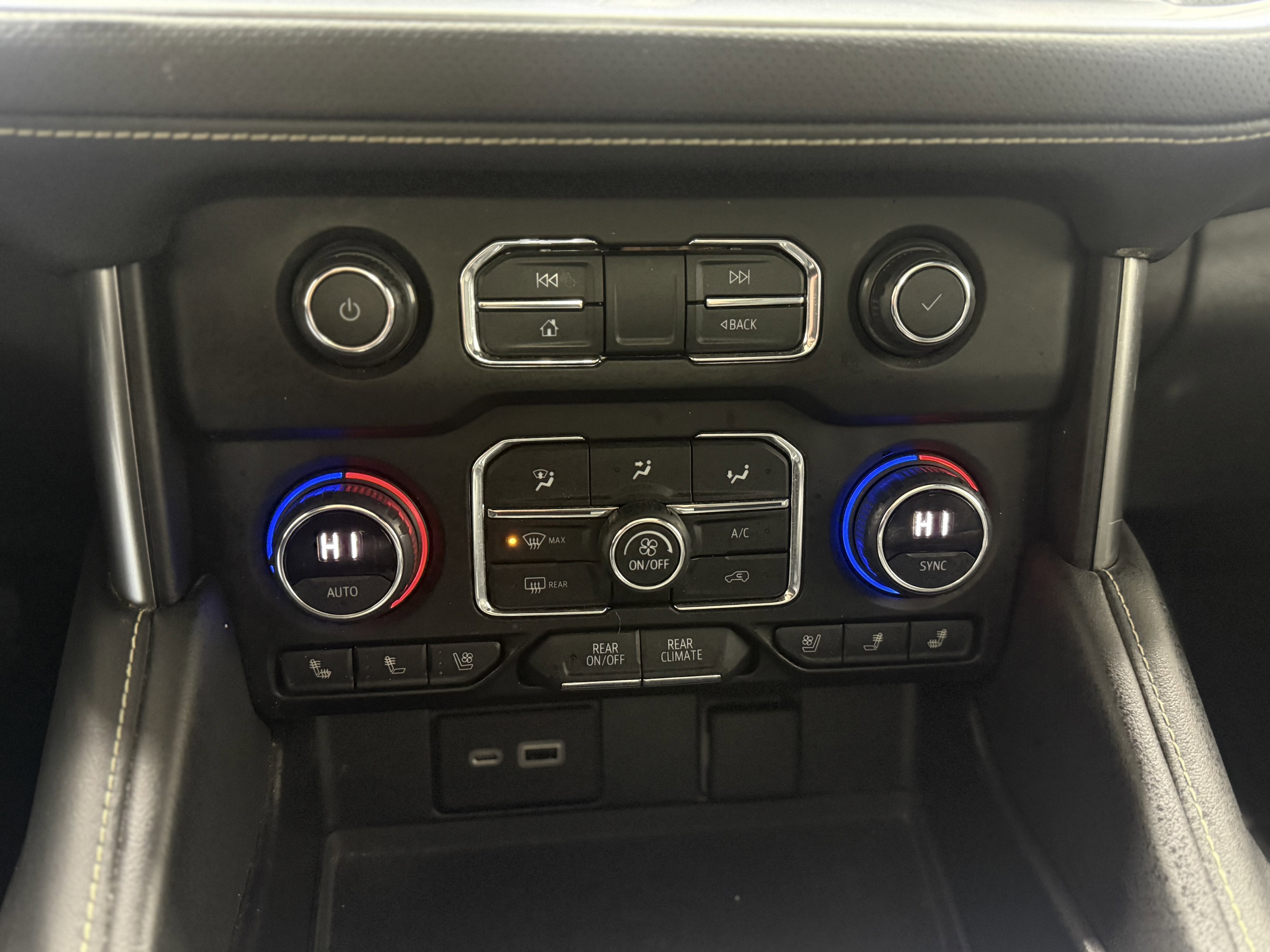 2021 Chevrolet Suburban Premier