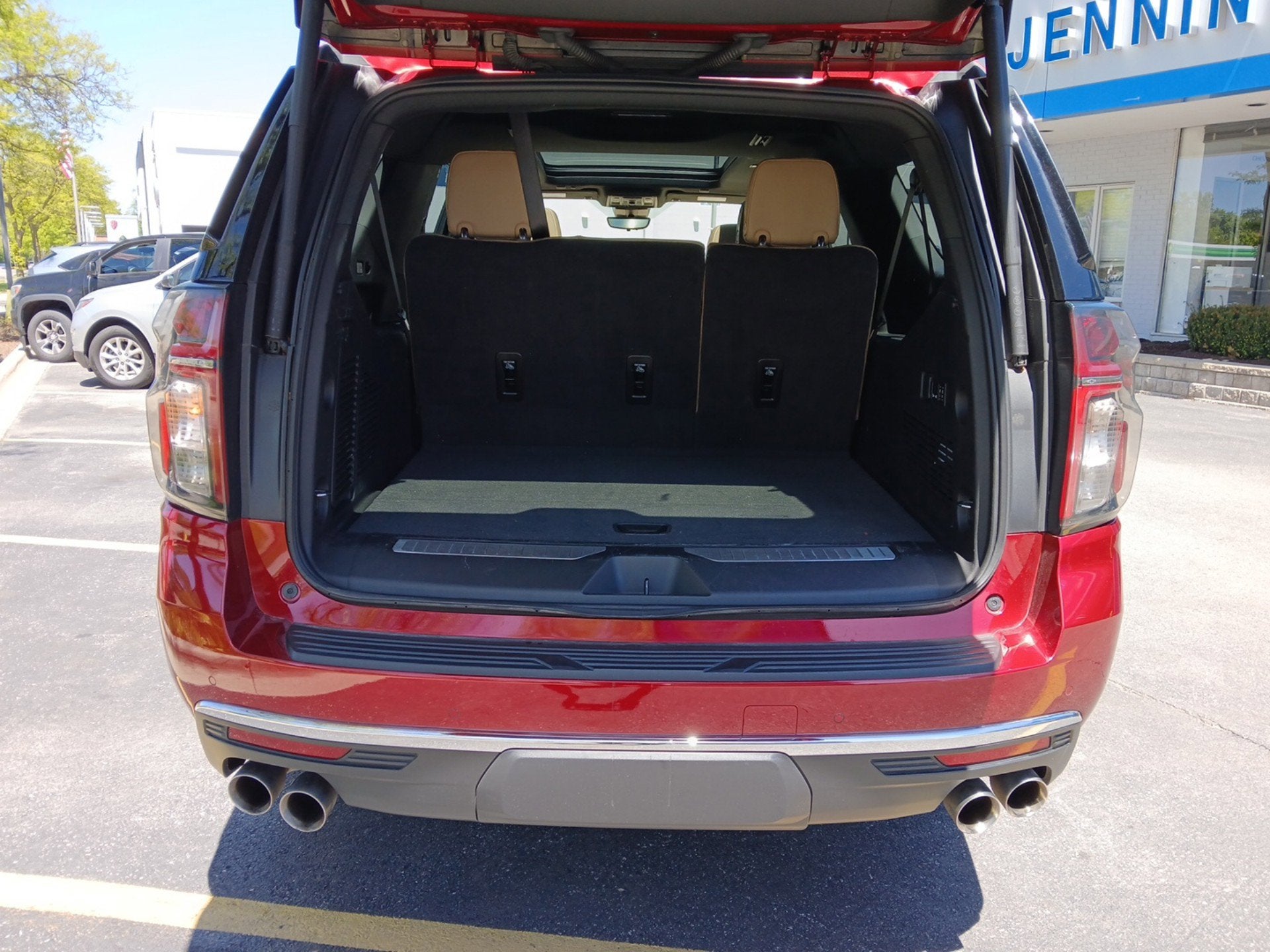 2024 Chevrolet Suburban Premier