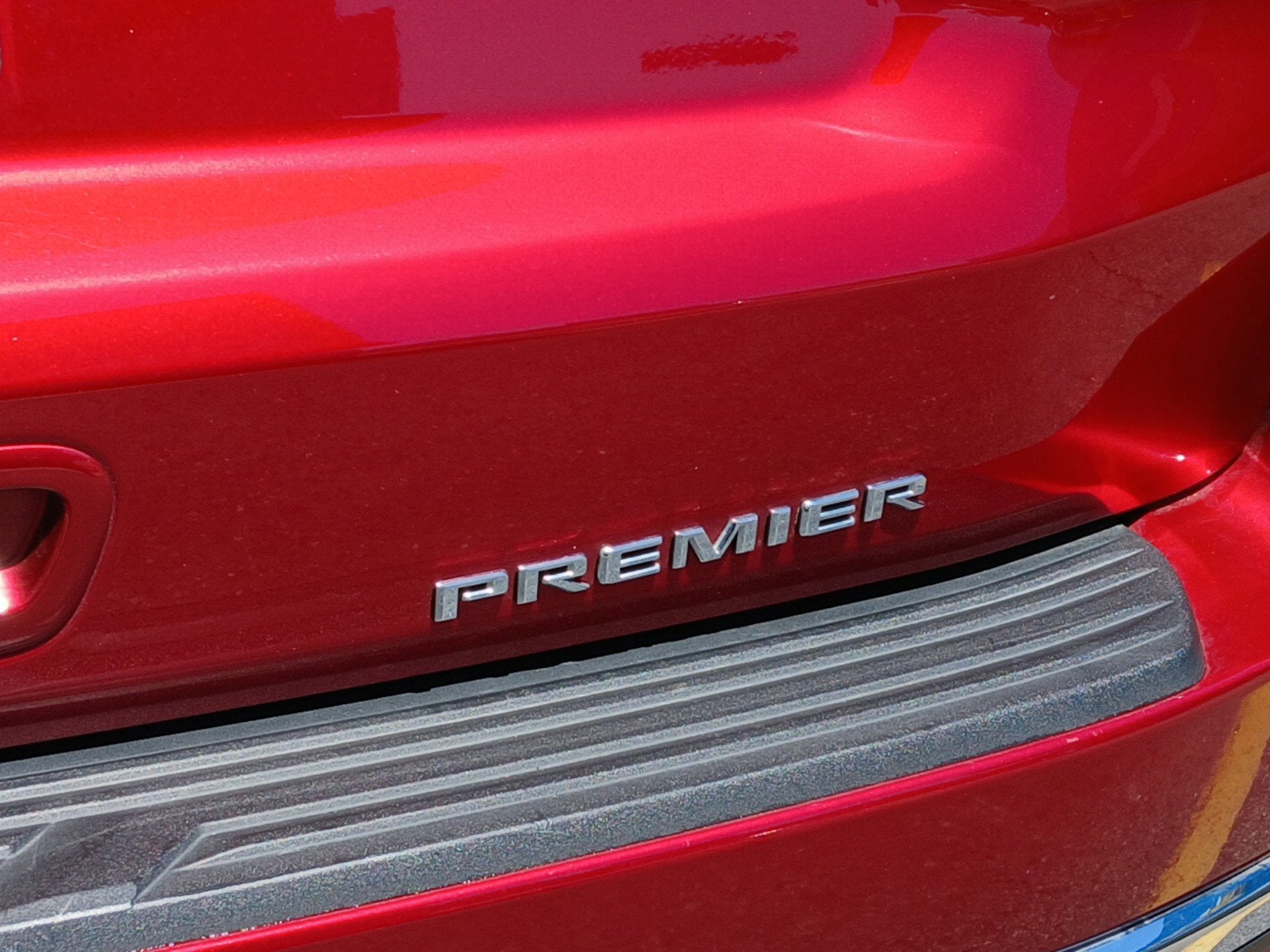 2024 Chevrolet Suburban Premier