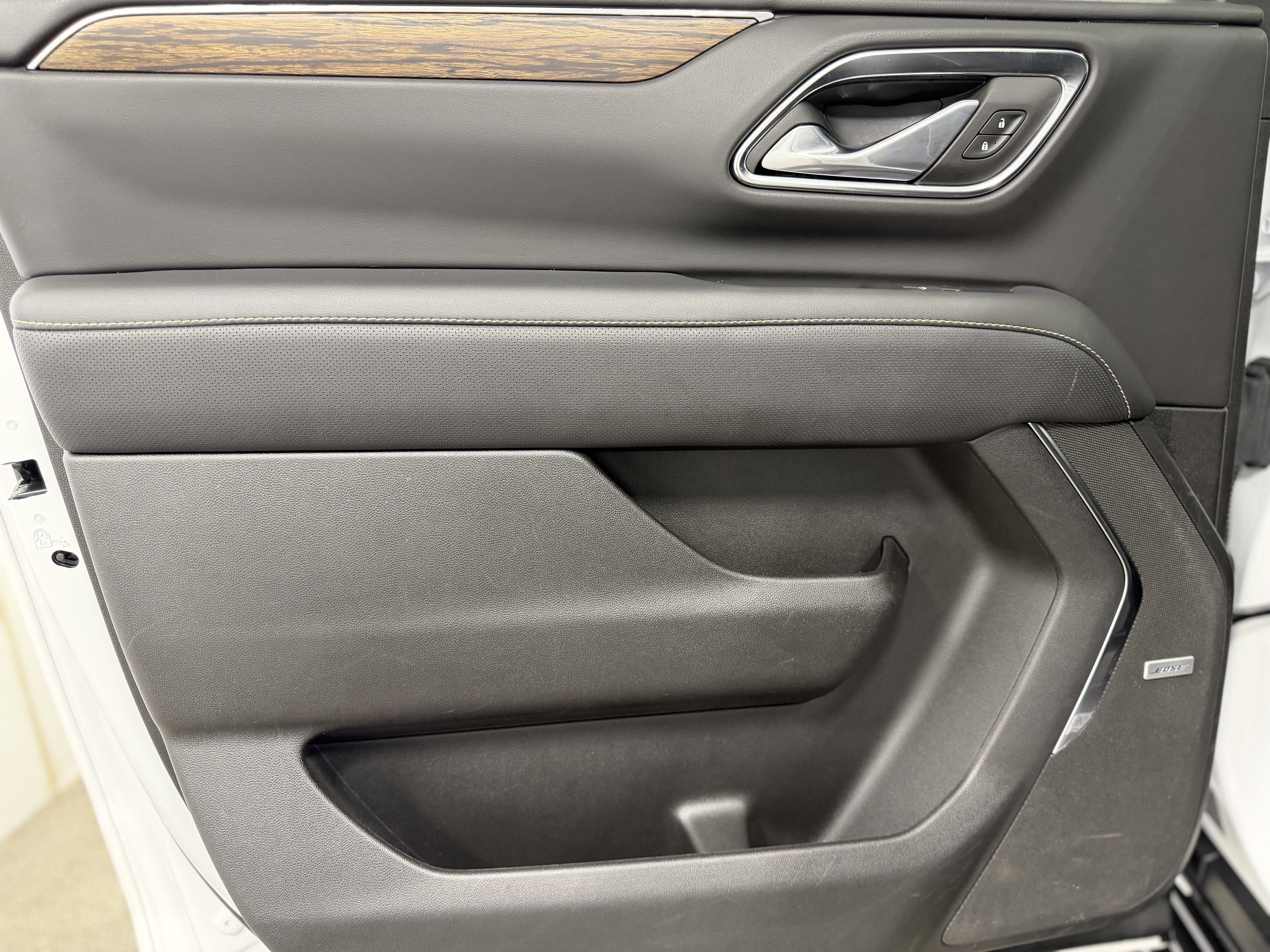 2024 Chevrolet Suburban Premier