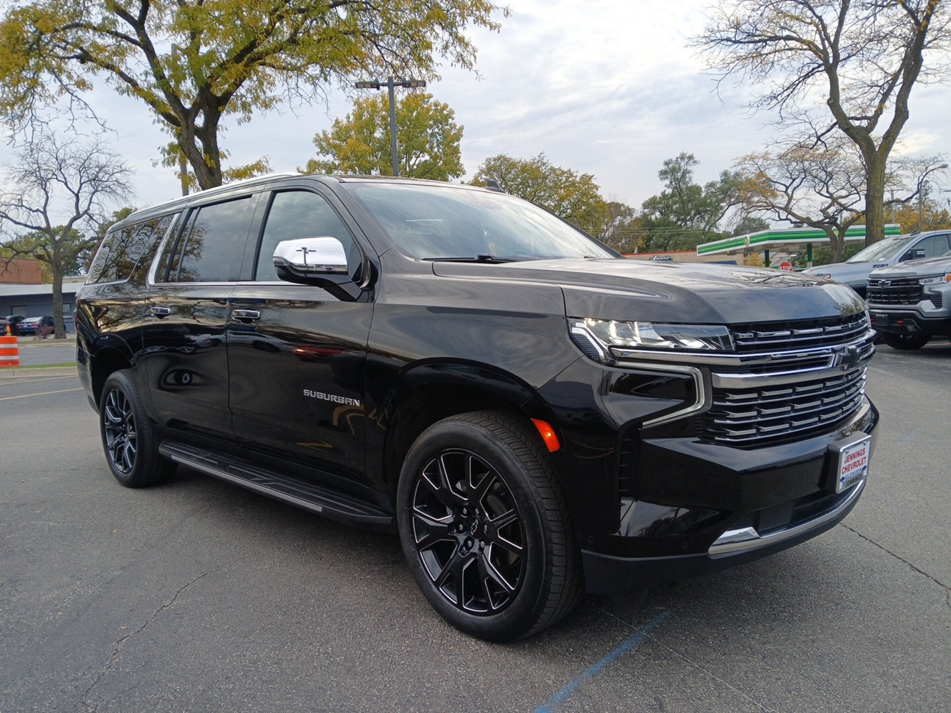 2023 Chevrolet Suburban Premier