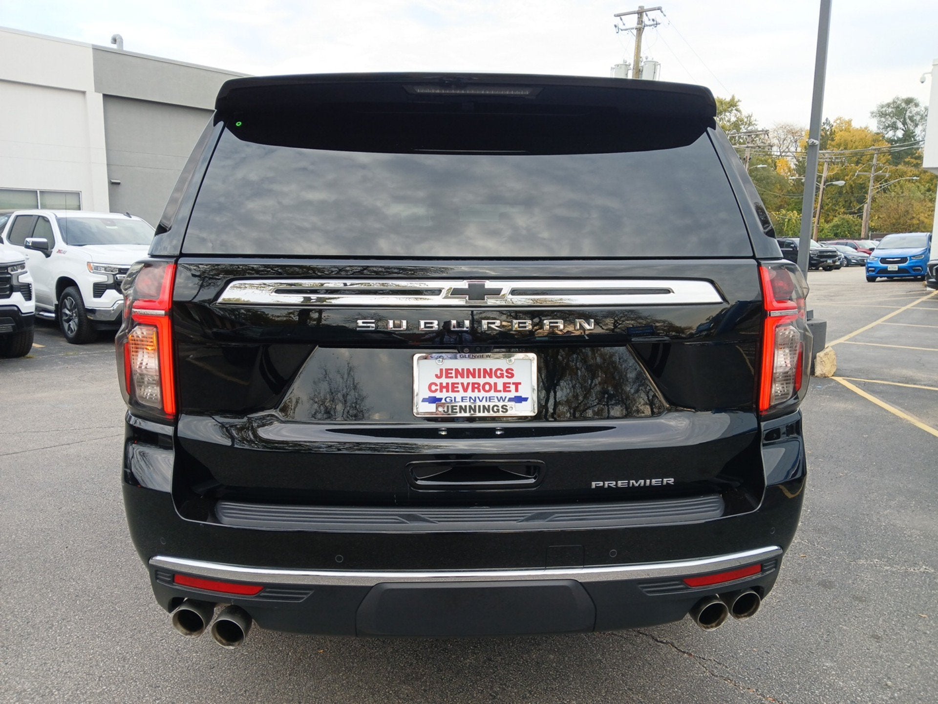2023 Chevrolet Suburban Premier