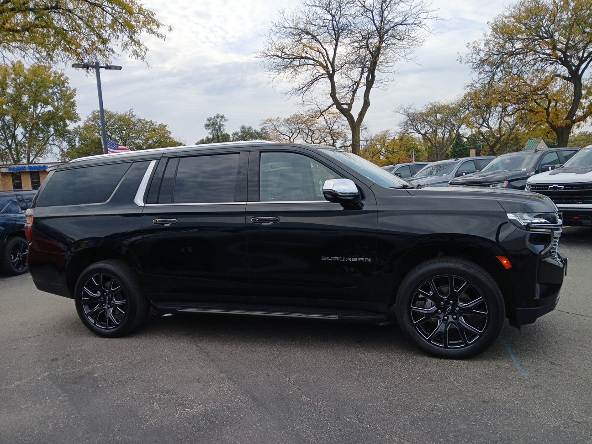 2023 Chevrolet Suburban Premier