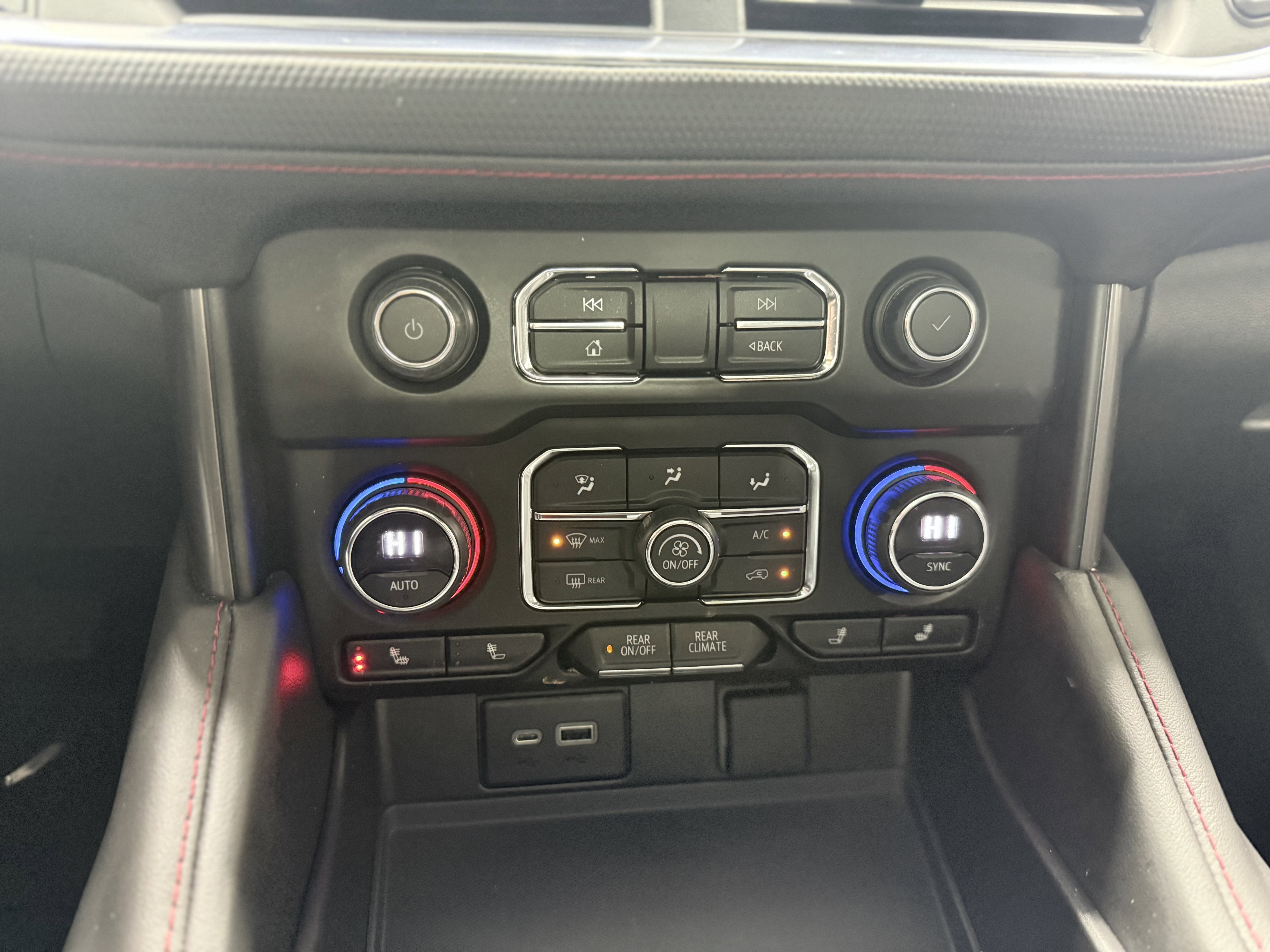 2023 Chevrolet Tahoe RST