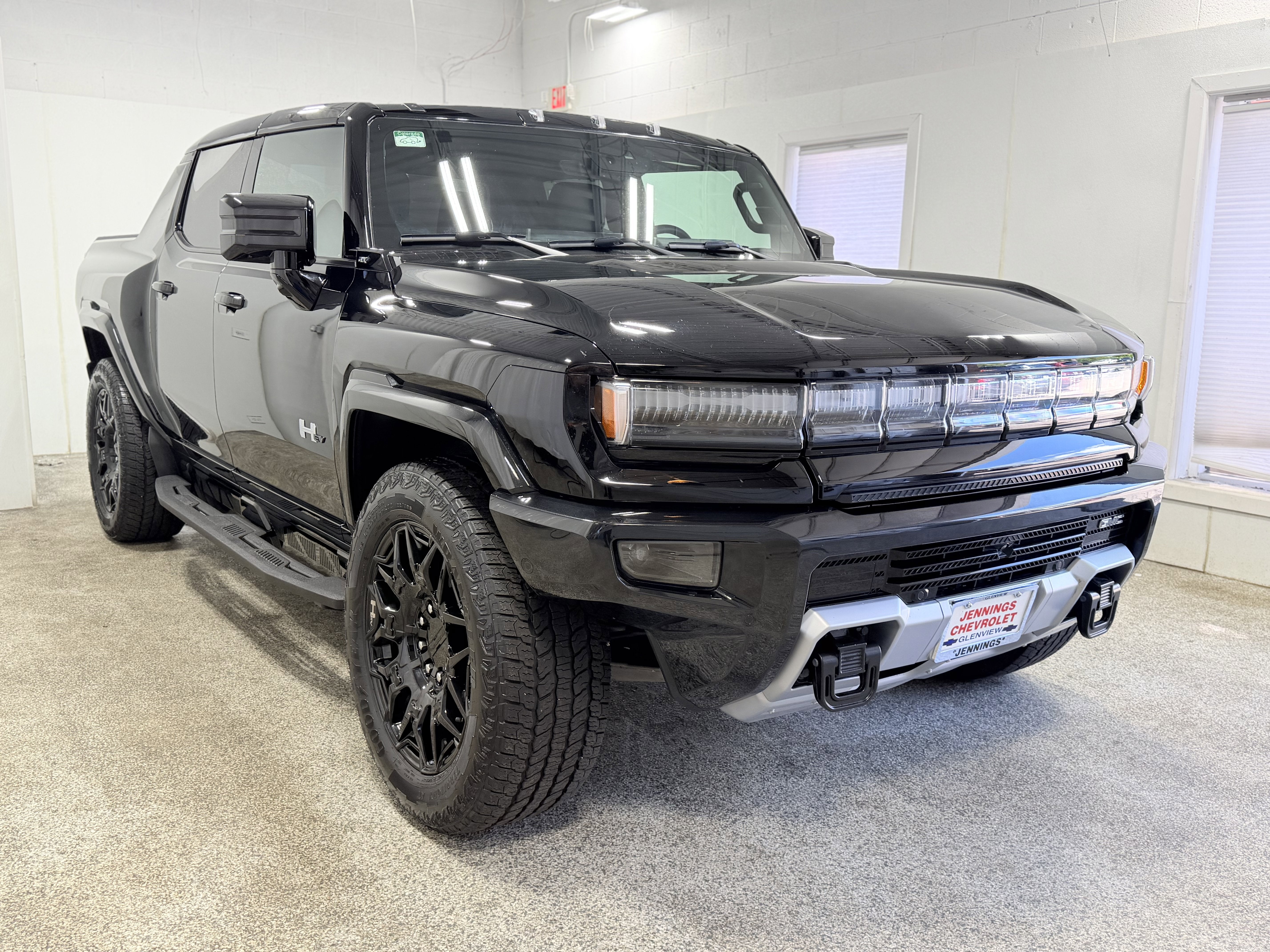 2025 GMC Hummer EV 2X's photo