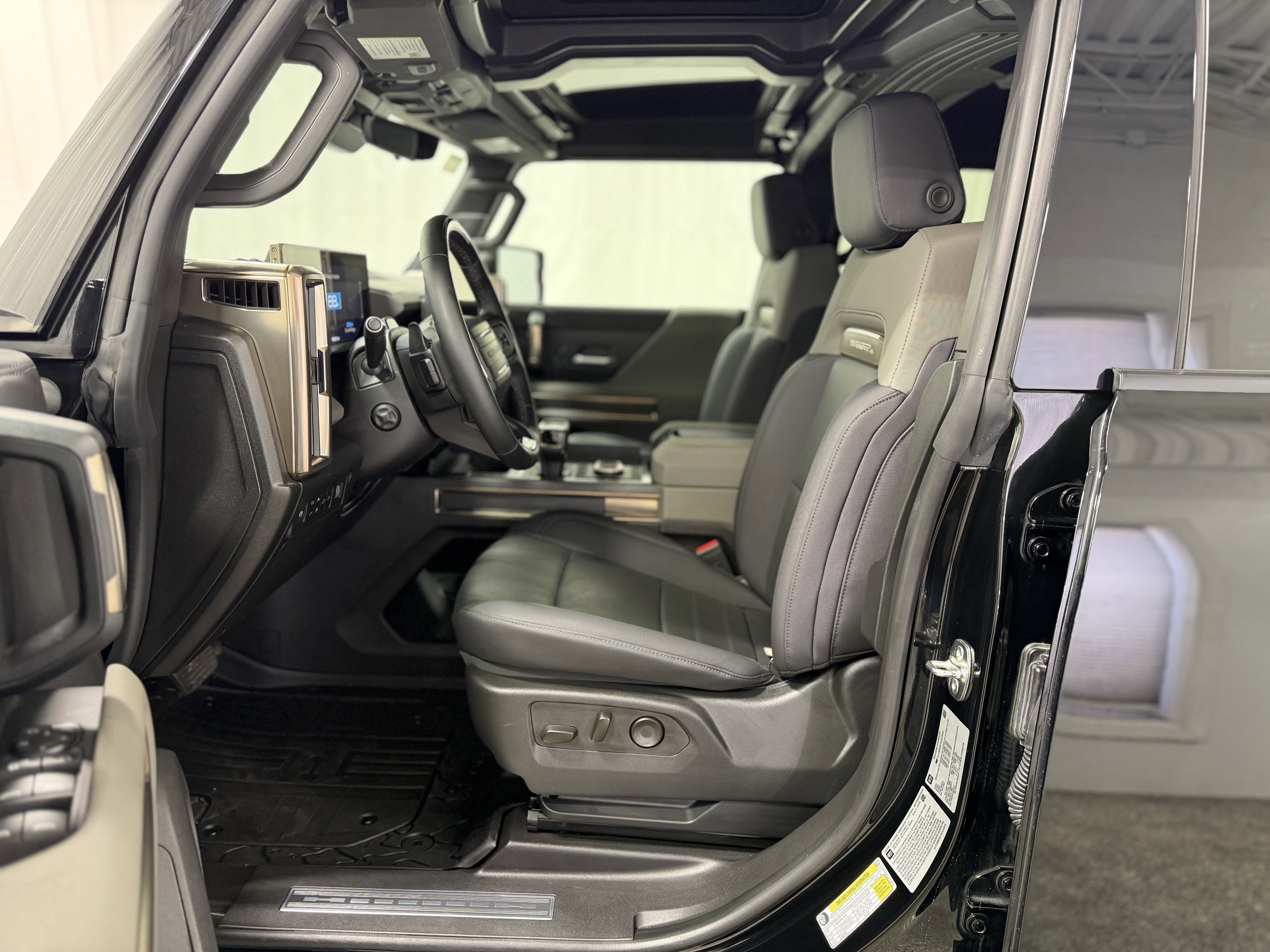 2025 GMC HUMMER EV Pickup 2X