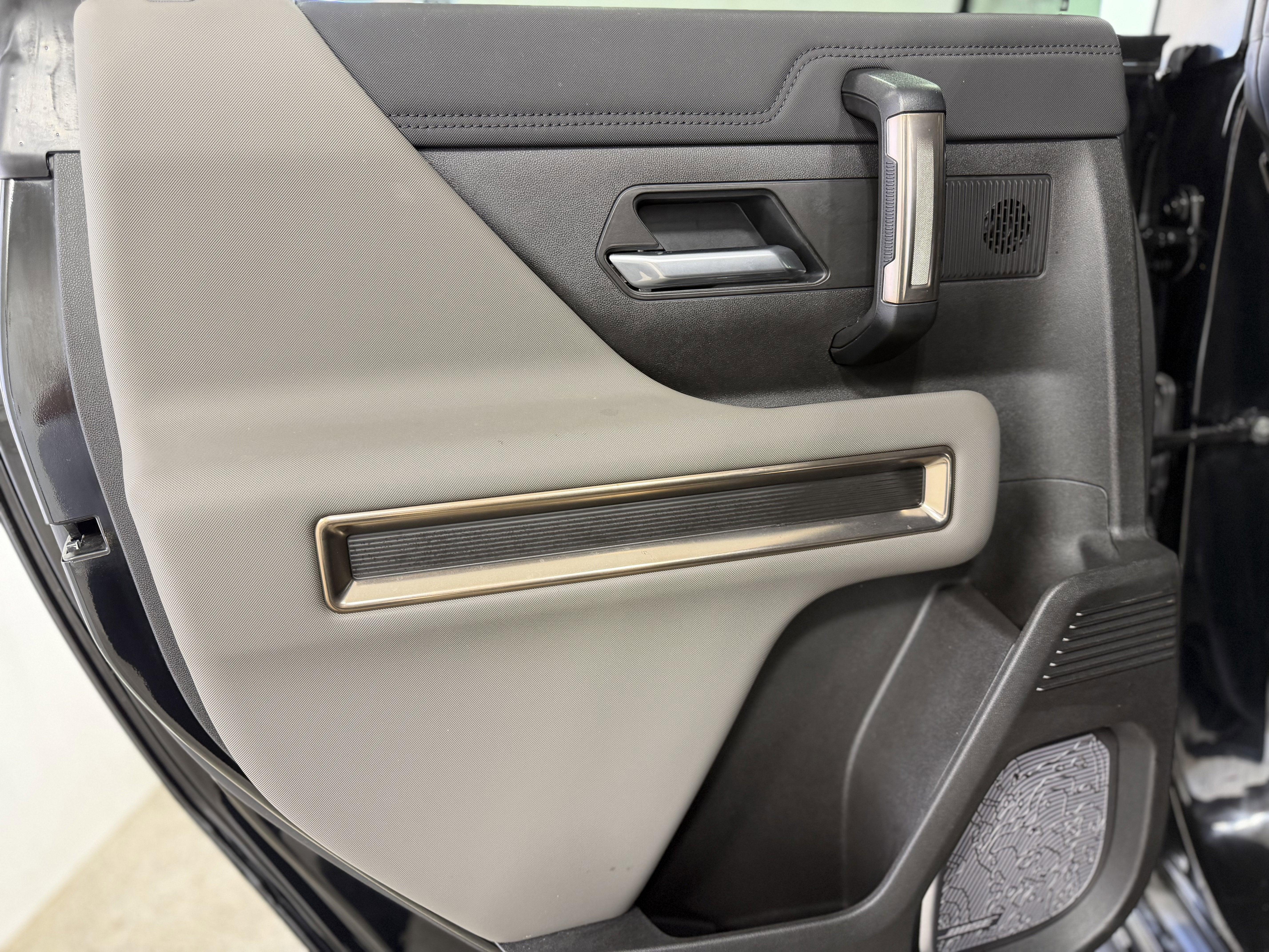 2025 GMC HUMMER EV Pickup 2X