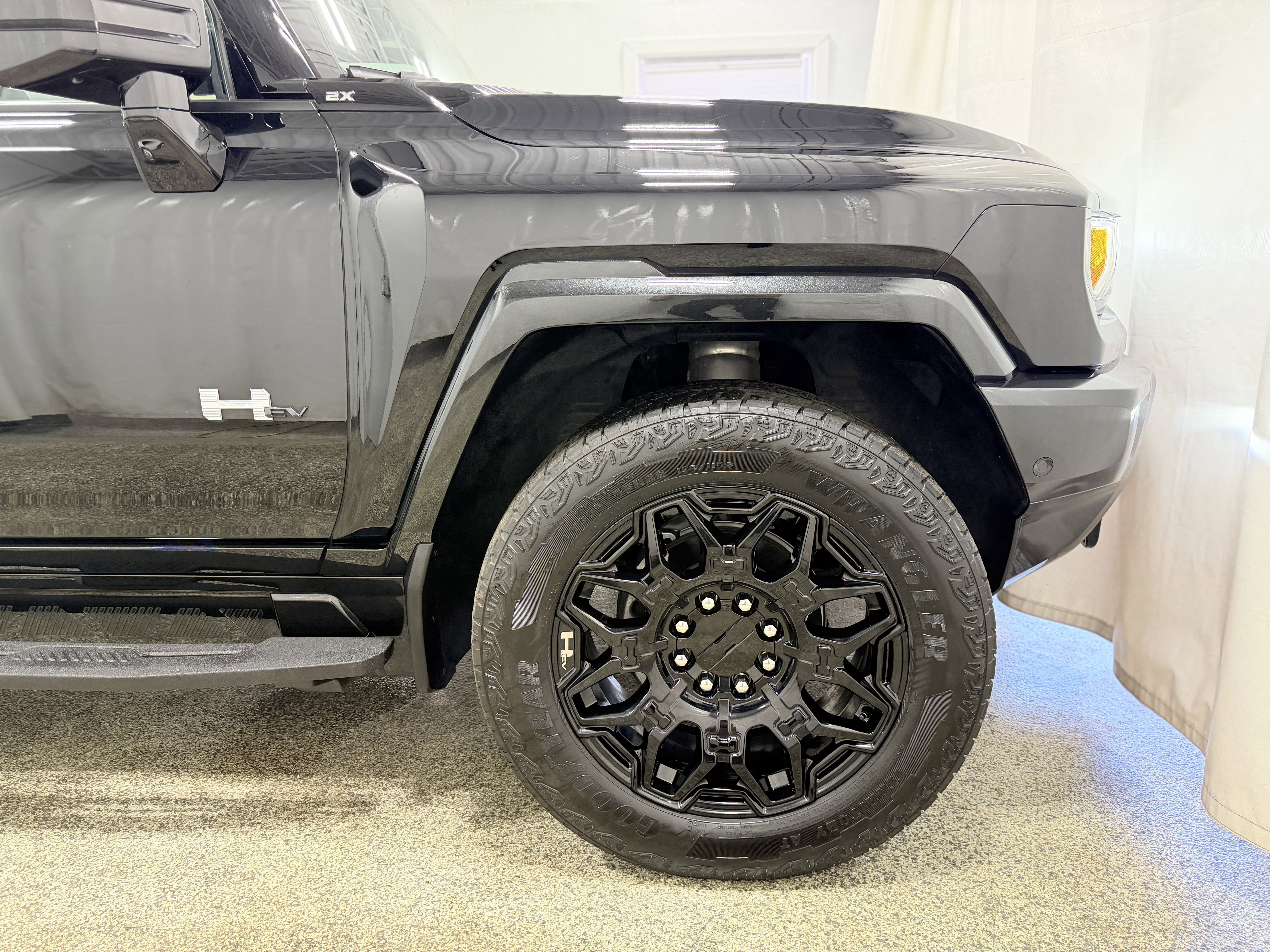 2025 GMC HUMMER EV Pickup 2X