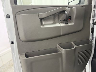 2023 GMC Savana Cargo 2500 Work Van
