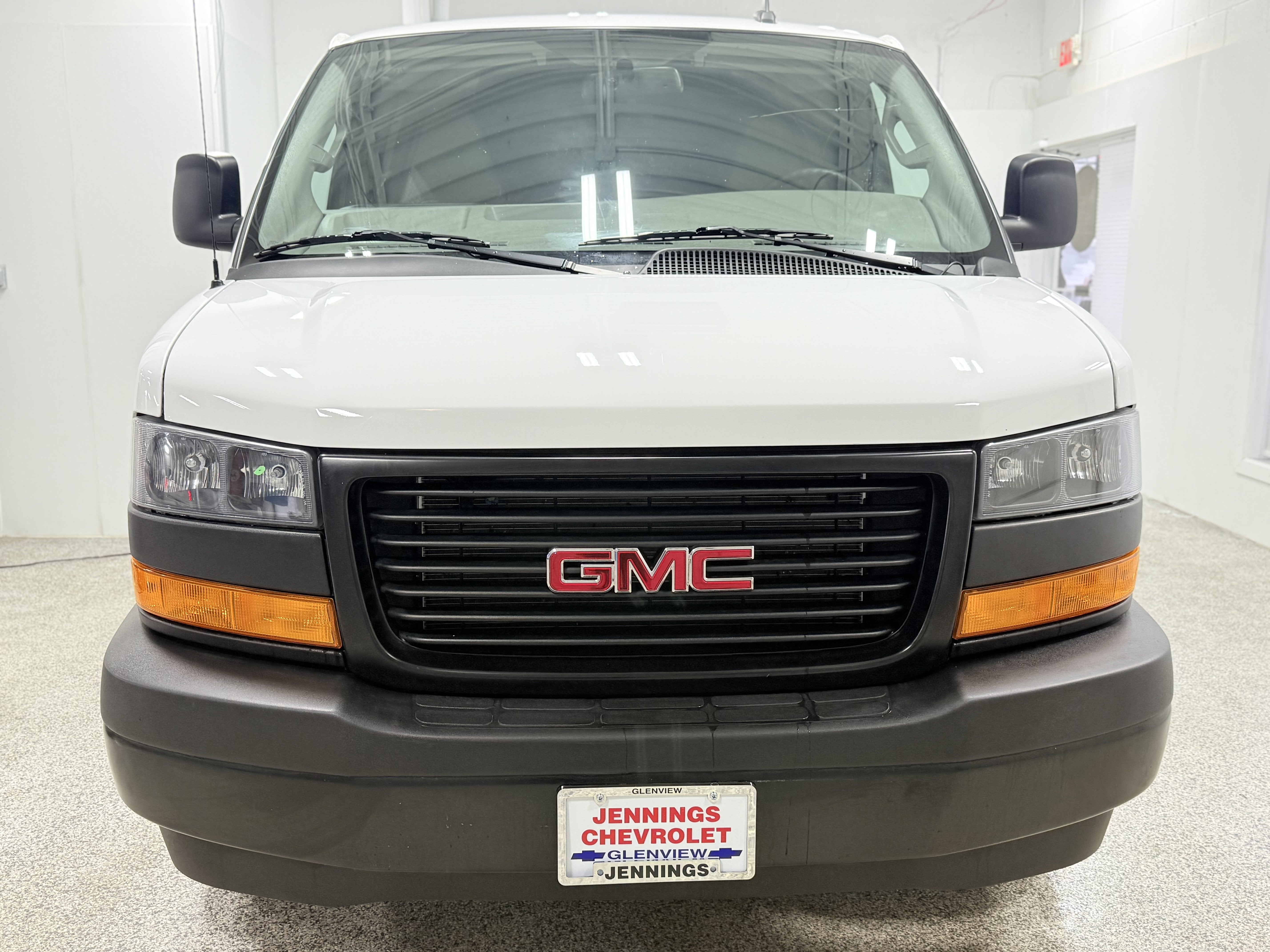 2023 GMC Savana Cargo 2500 Work Van