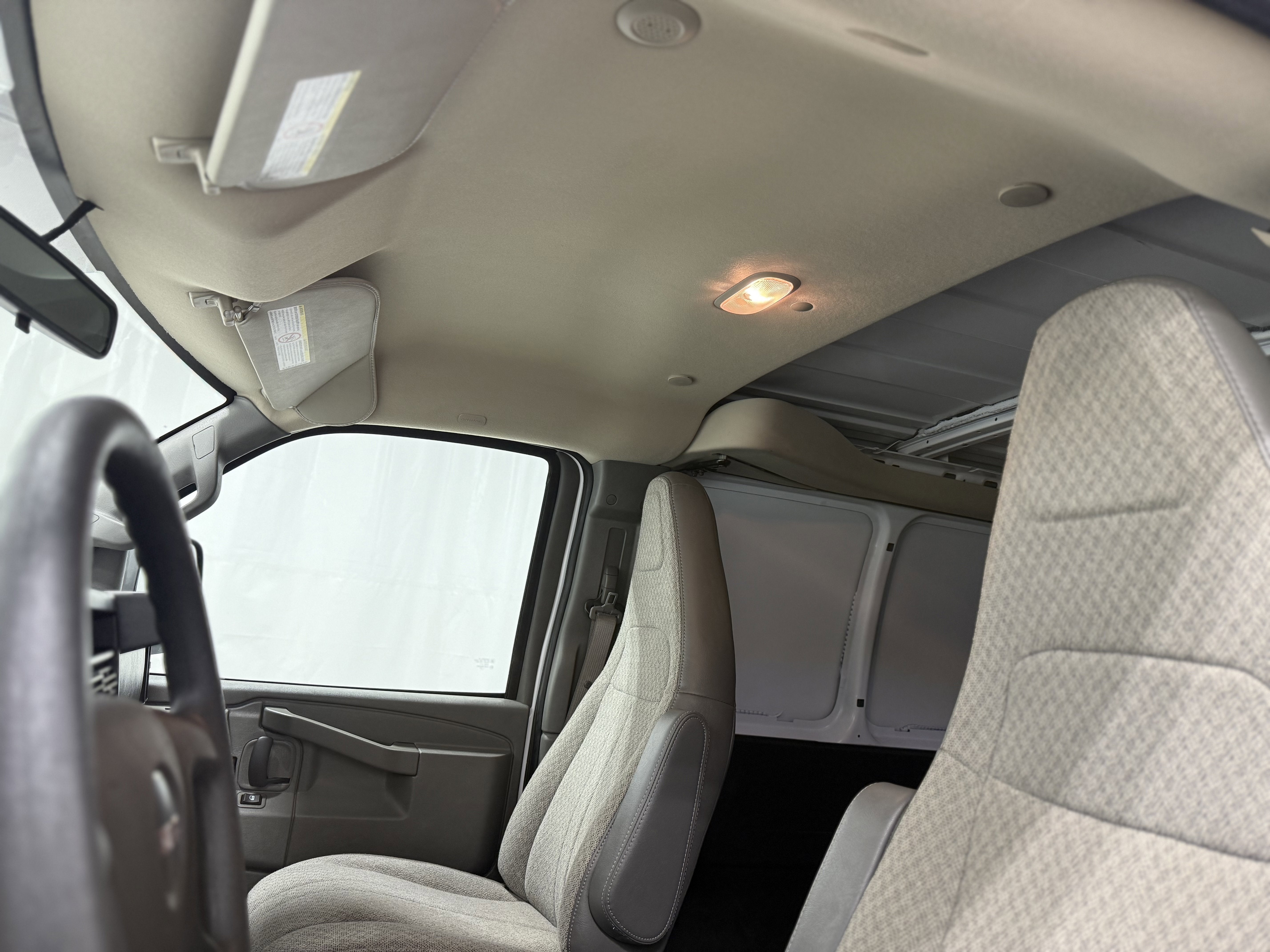 2023 GMC Savana Cargo 2500 Work Van