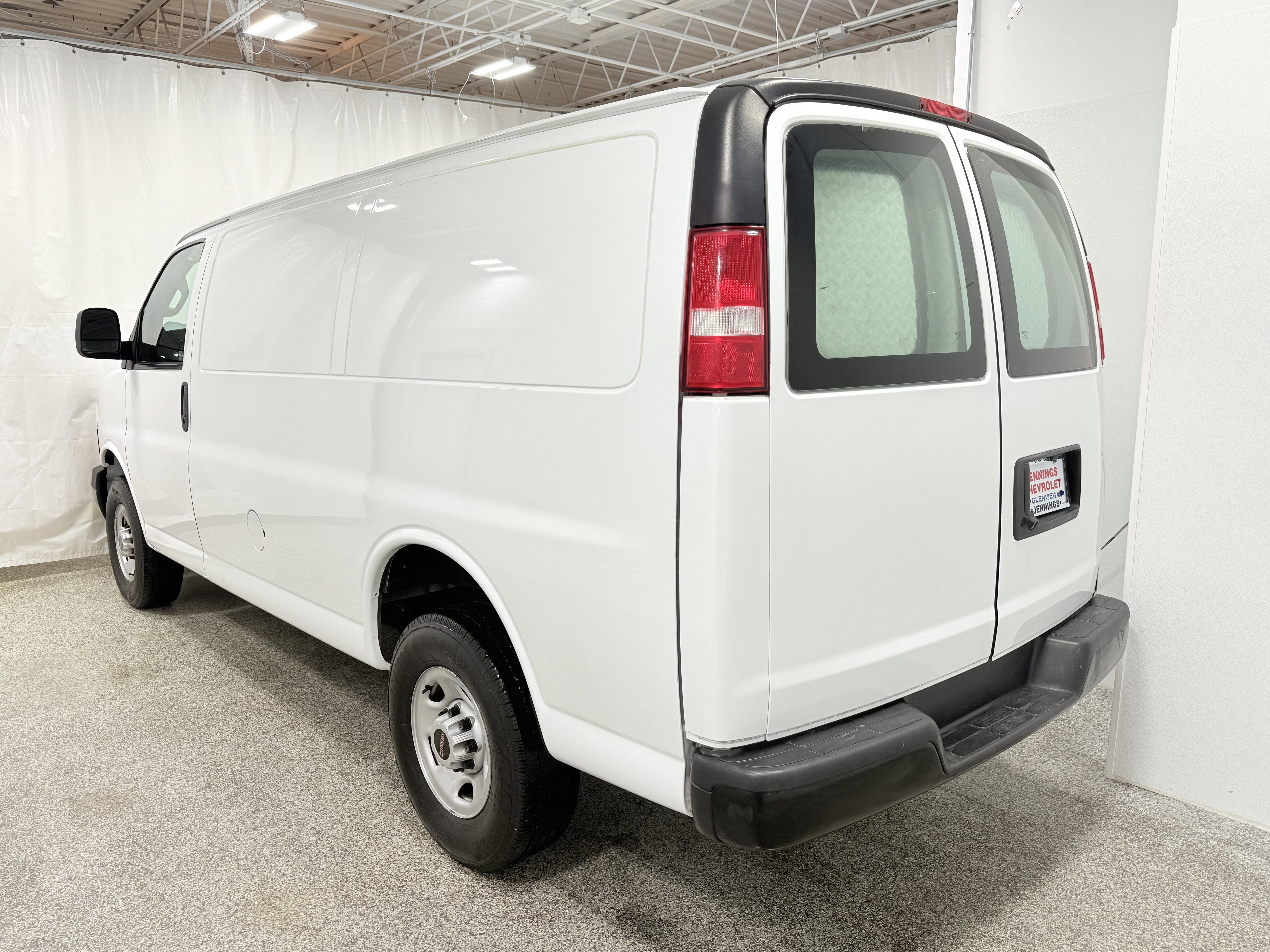 2023 GMC Savana Cargo 2500 Work Van