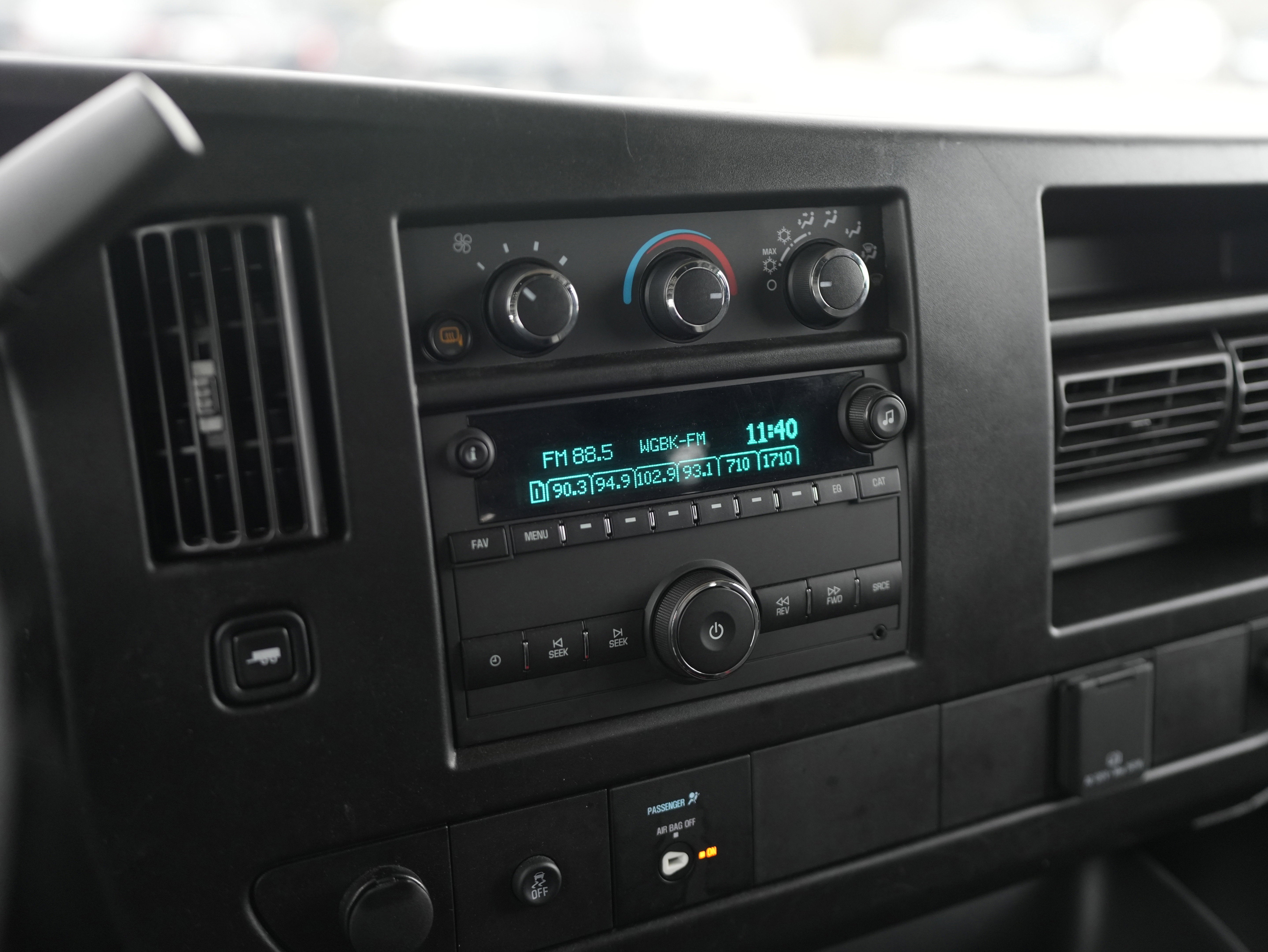 2023 GMC Savana Cargo 2500 Work Van