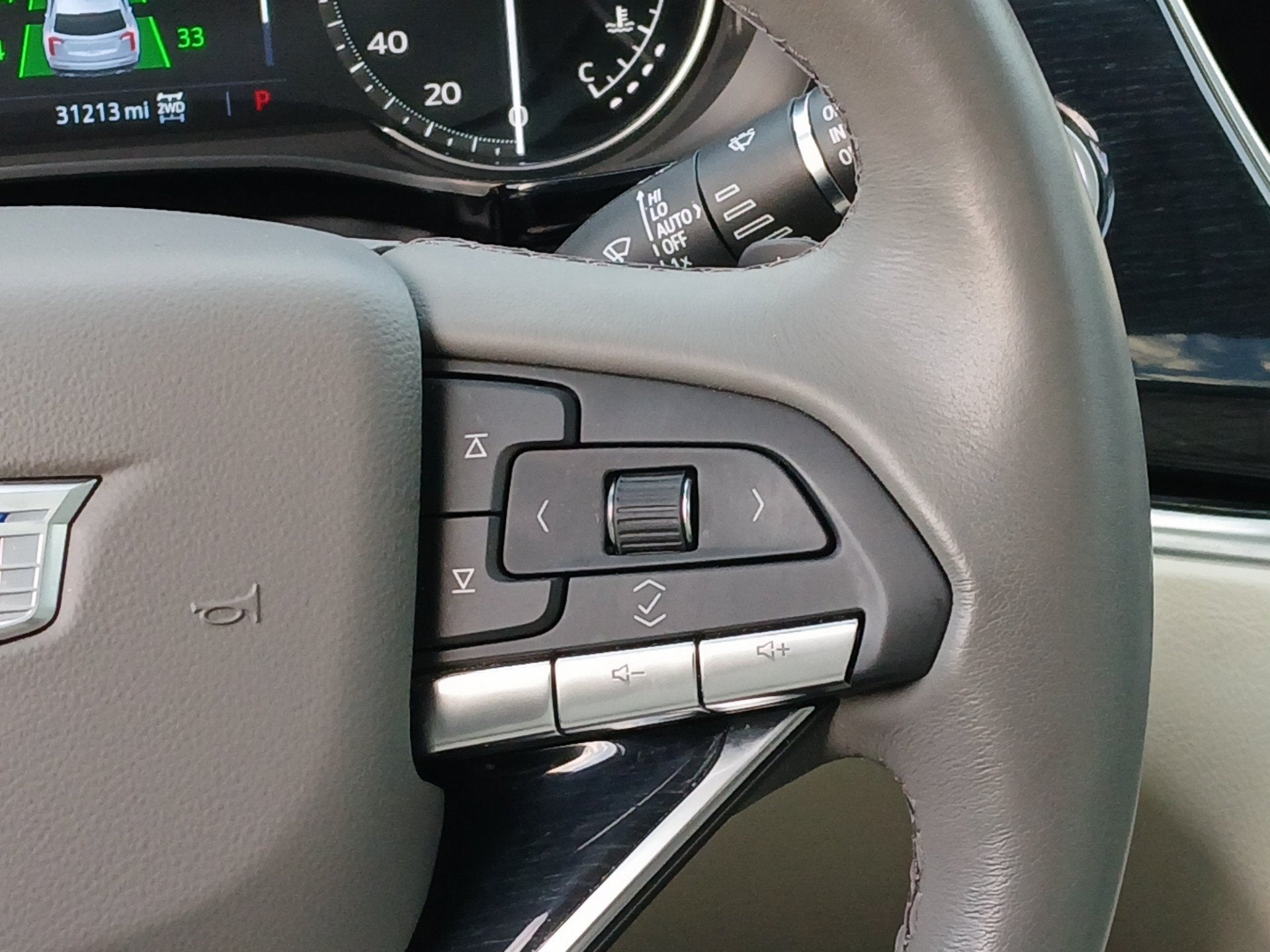 2024 Cadillac XT6 Premium Luxury - Photo 11