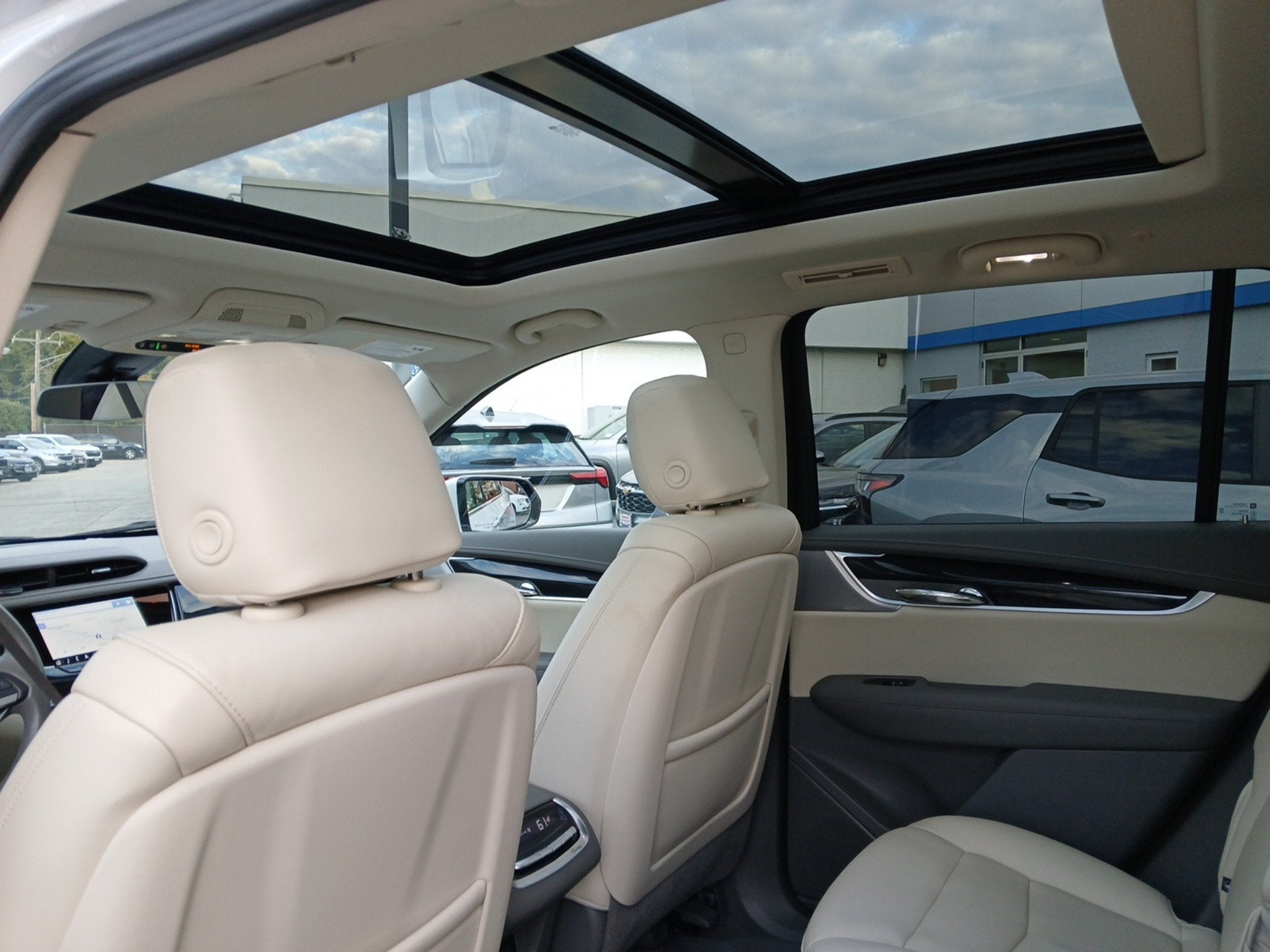 2024 Cadillac XT6 Premium Luxury - Photo 23