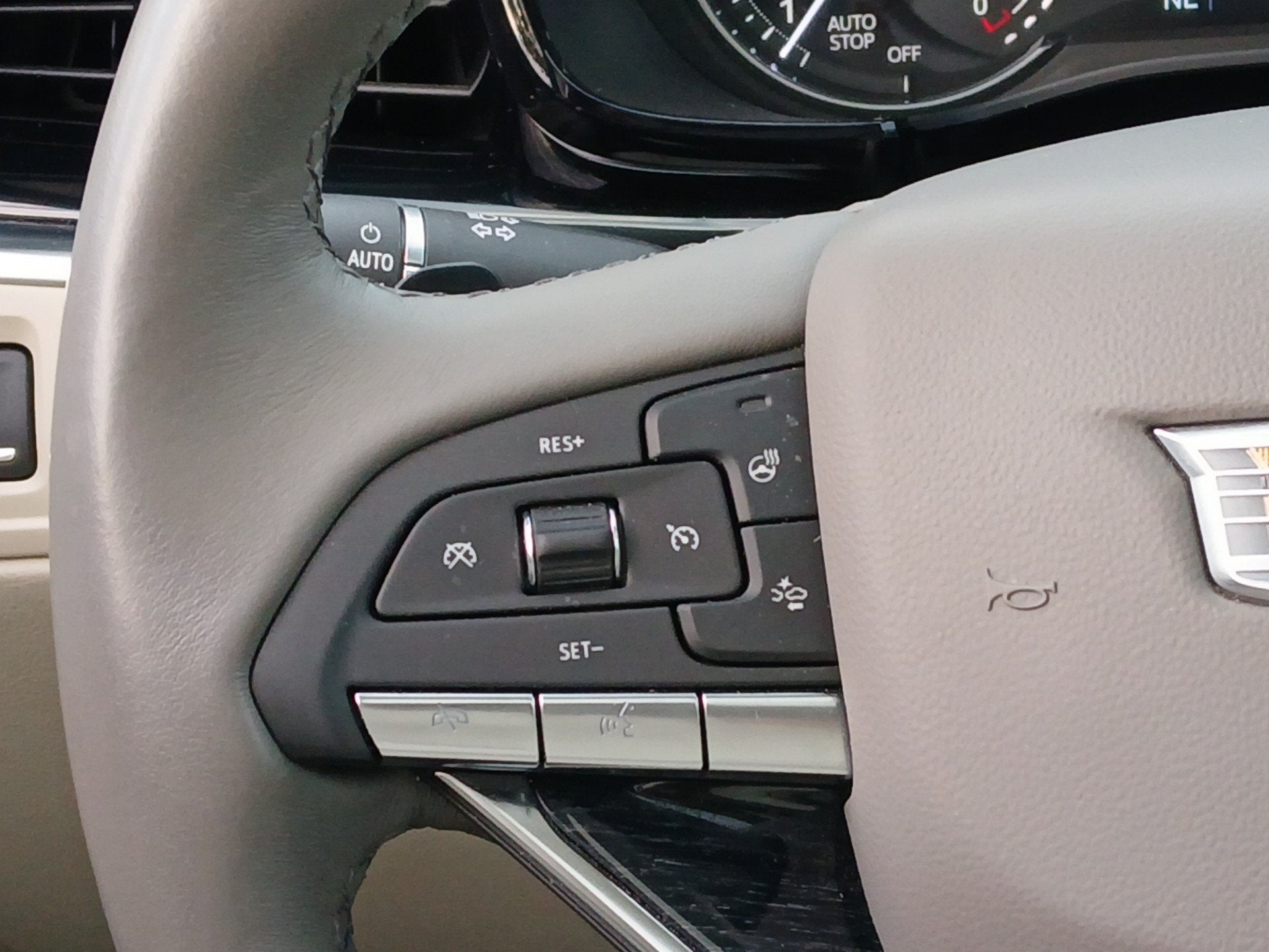 2024 Cadillac XT6 Premium Luxury - Photo 9