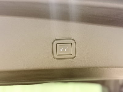 2024 Cadillac LYRIQ Sport 2