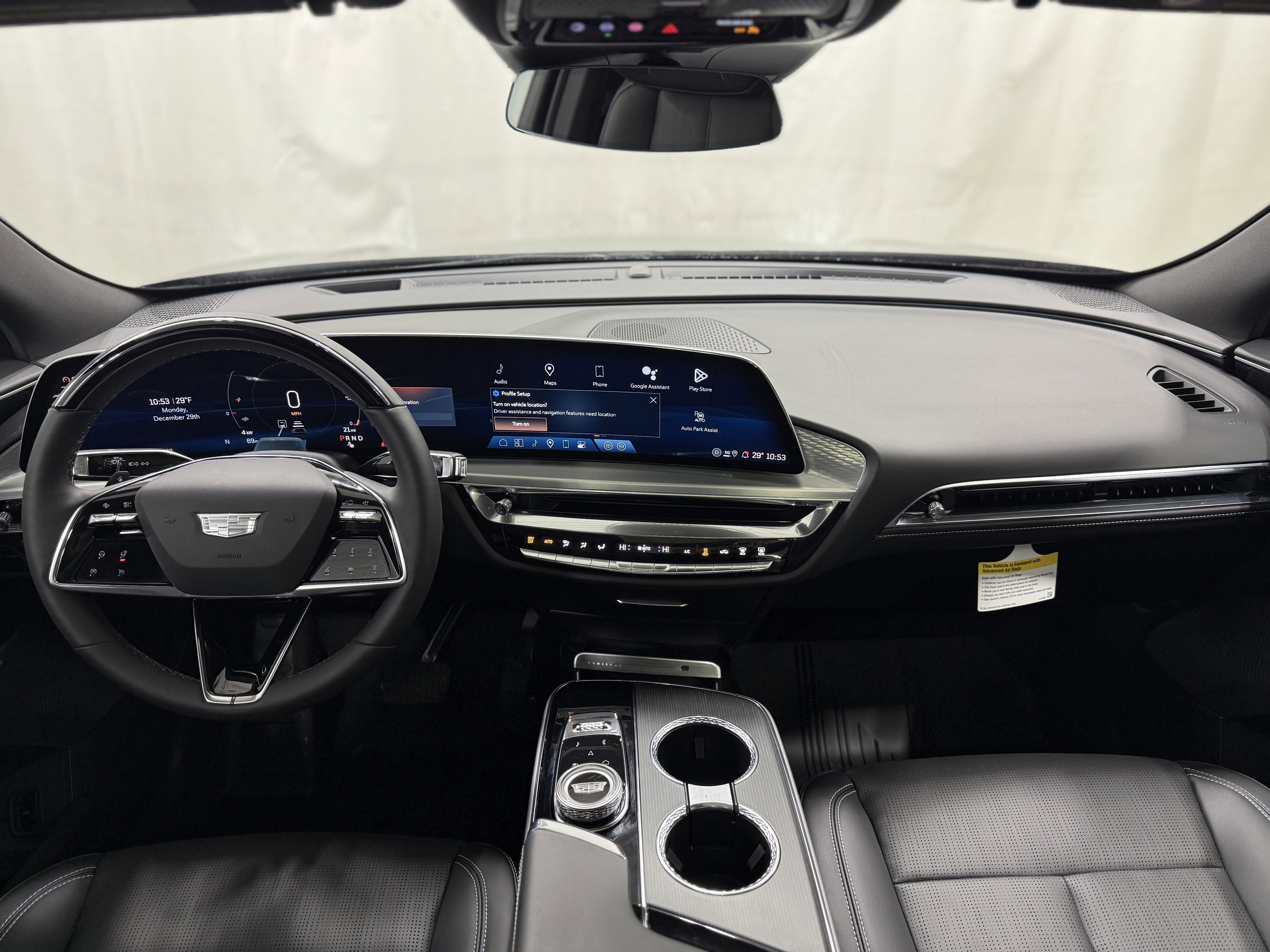 2024 Cadillac LYRIQ Sport 2