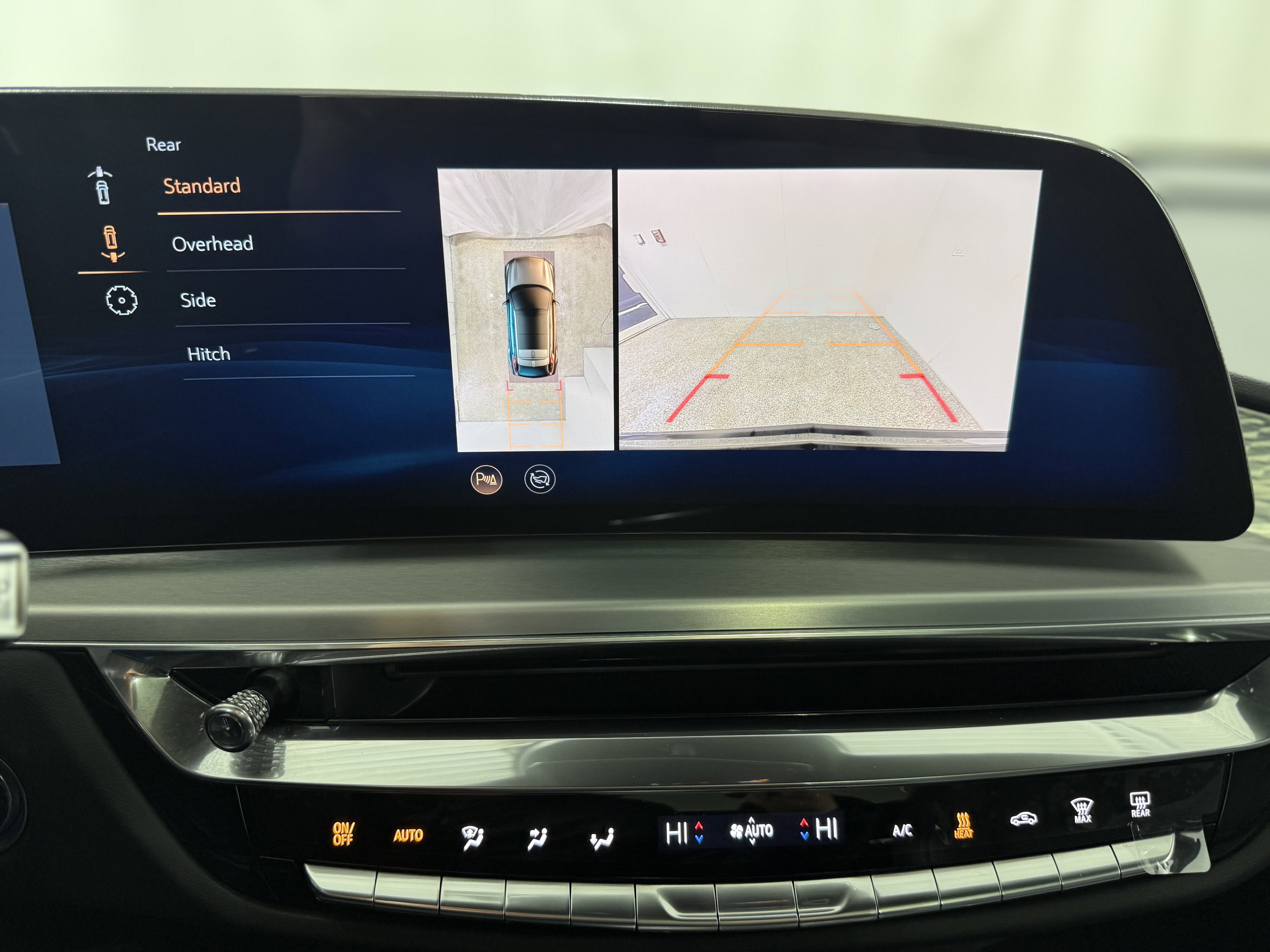 2024 Cadillac LYRIQ Sport 2