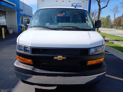 2025 Chevrolet Express Cutaway 3500 1WT