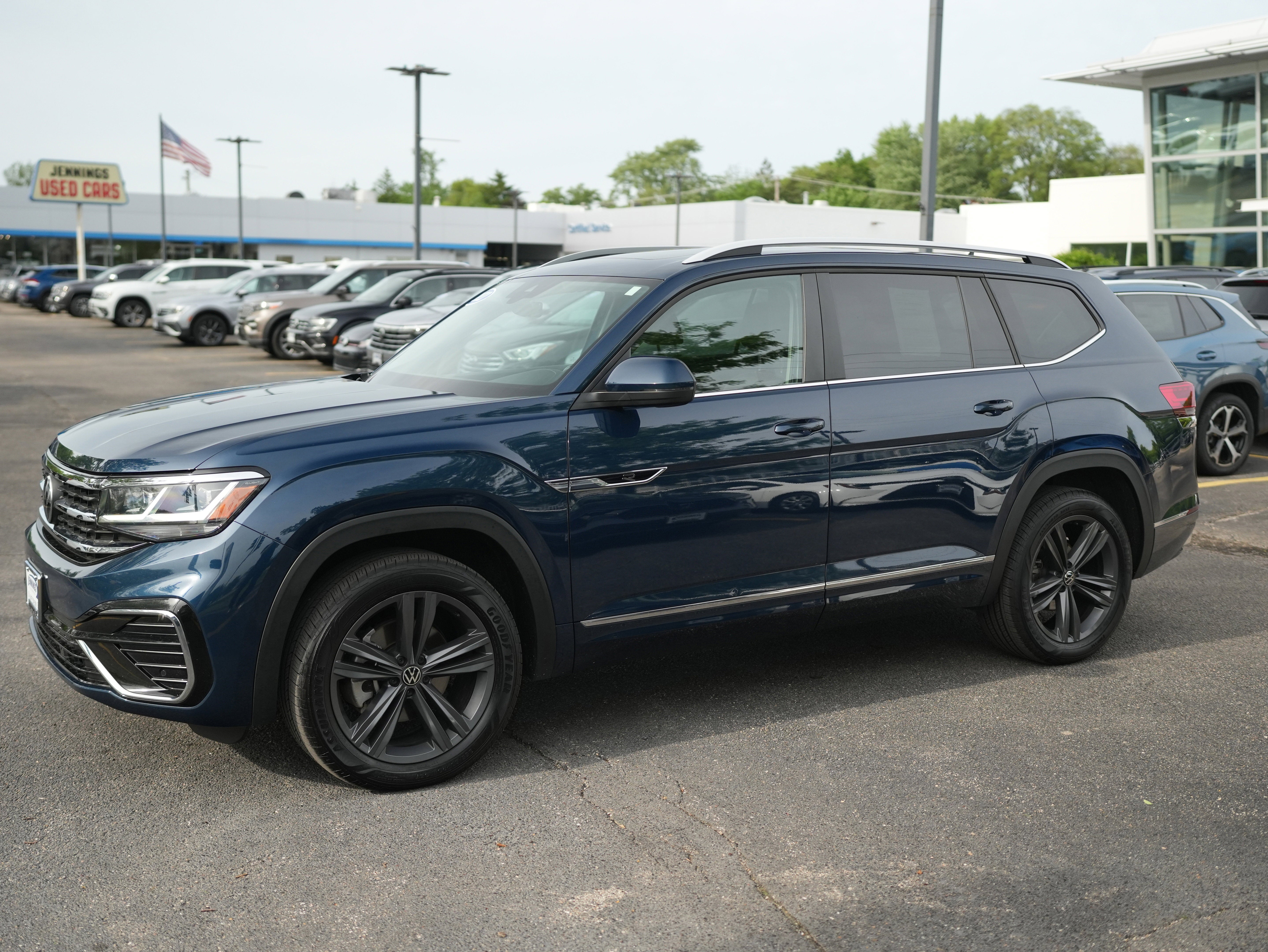 2022 Volkswagen Atlas 3.6L V6 SEL R-Line
