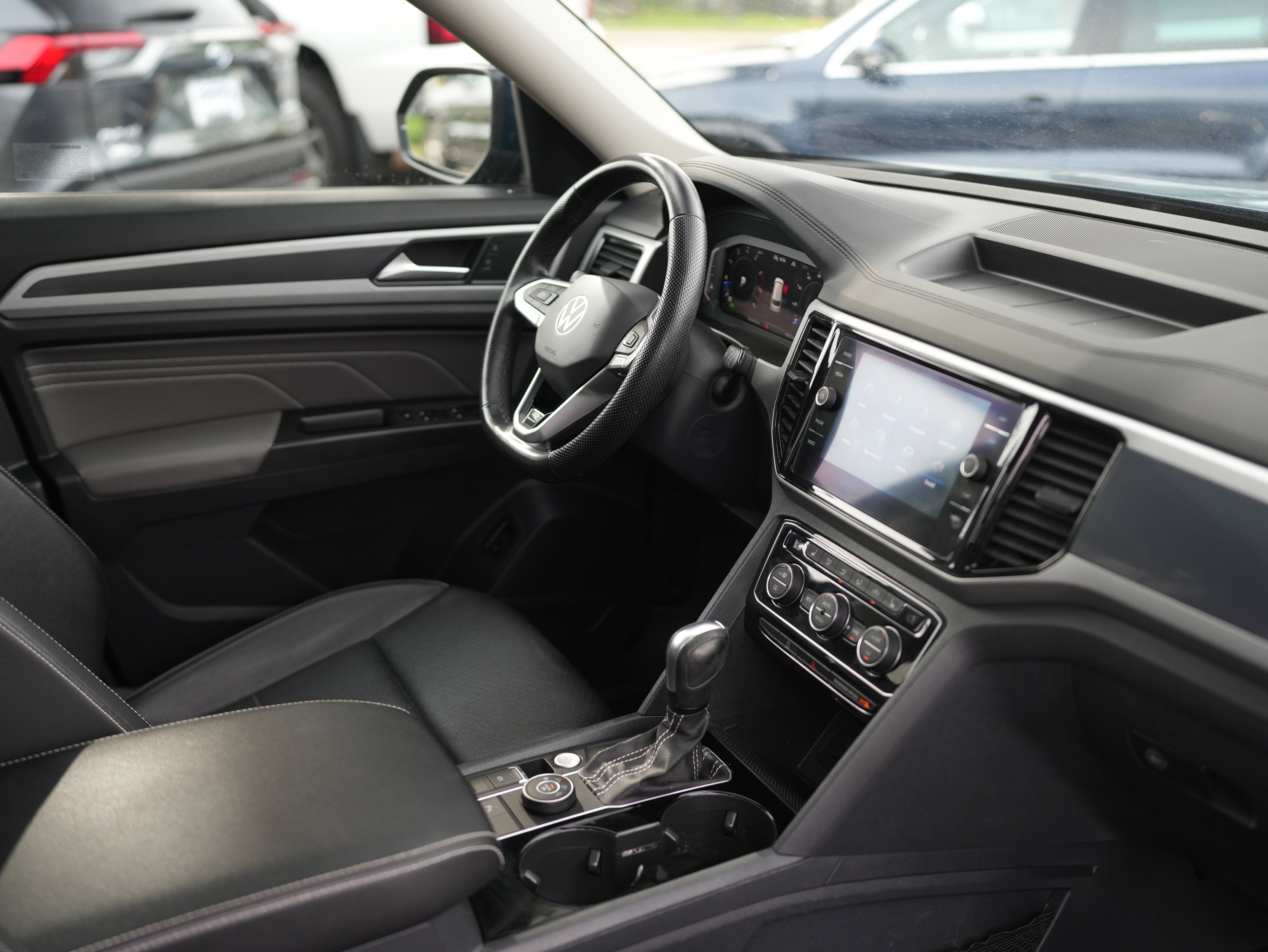 2022 Volkswagen Atlas 3.6L V6 SEL R-Line