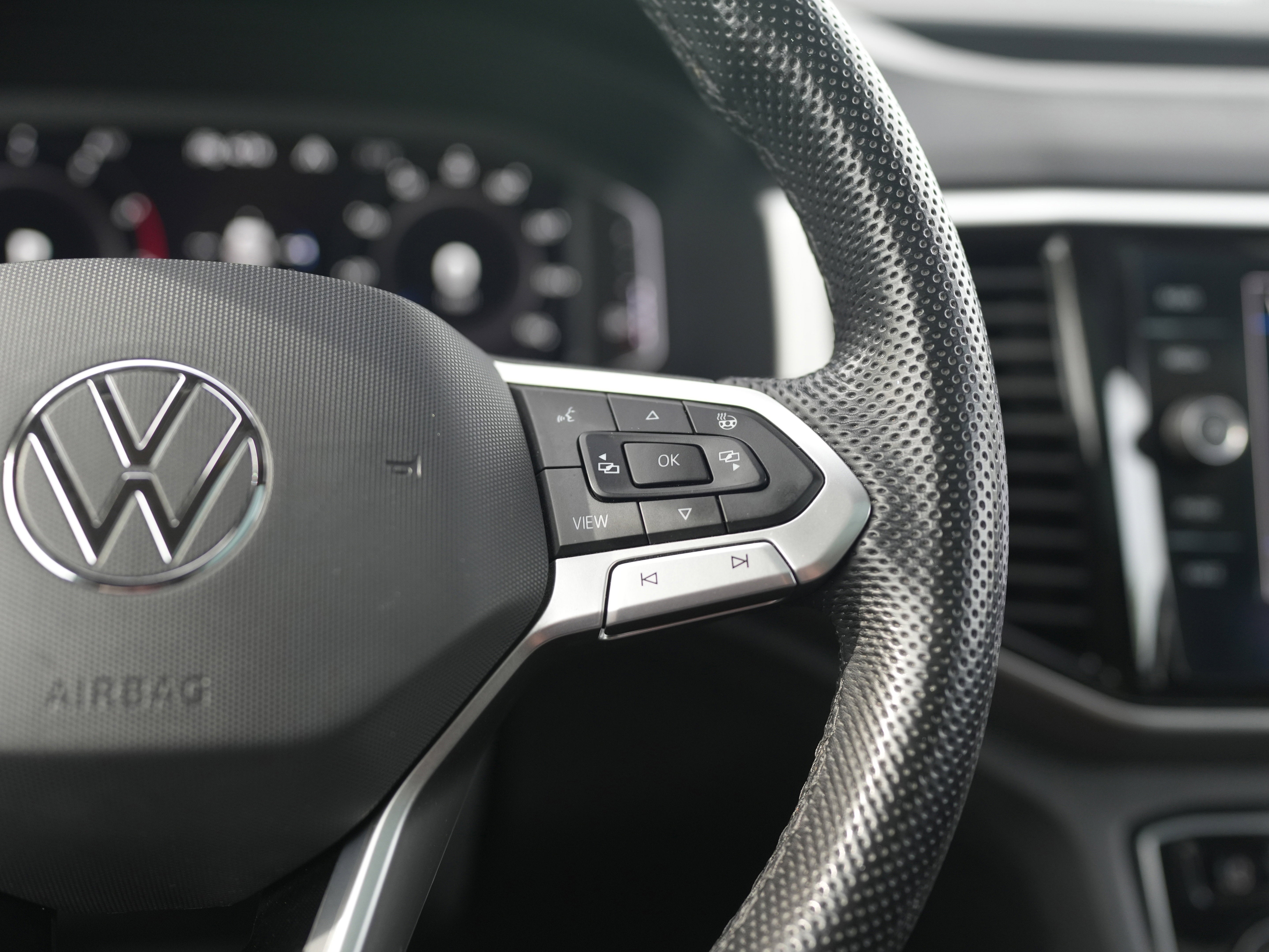 2022 Volkswagen Atlas 3.6L V6 SEL R-Line