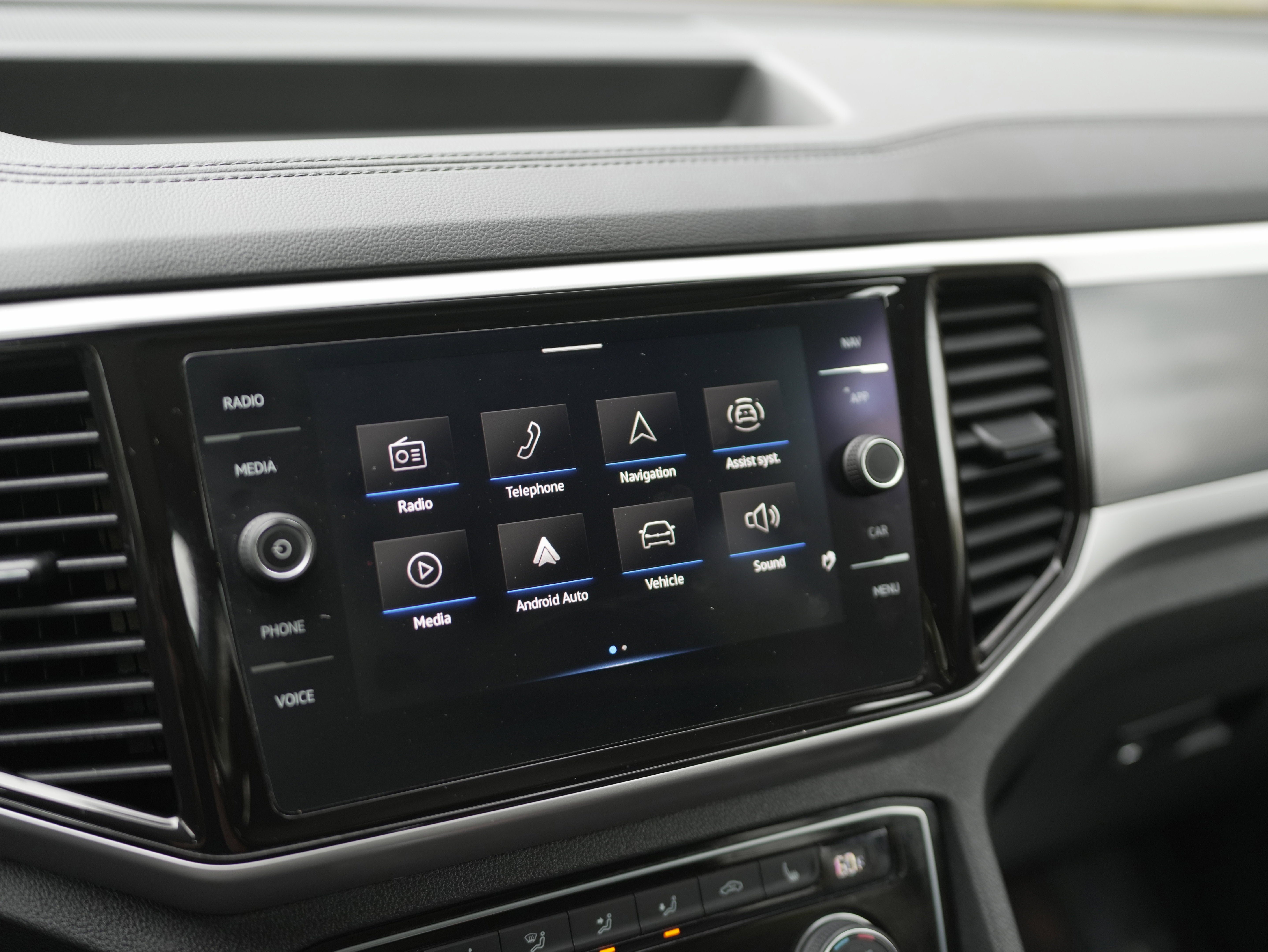 2022 Volkswagen Atlas 3.6L V6 SEL R-Line