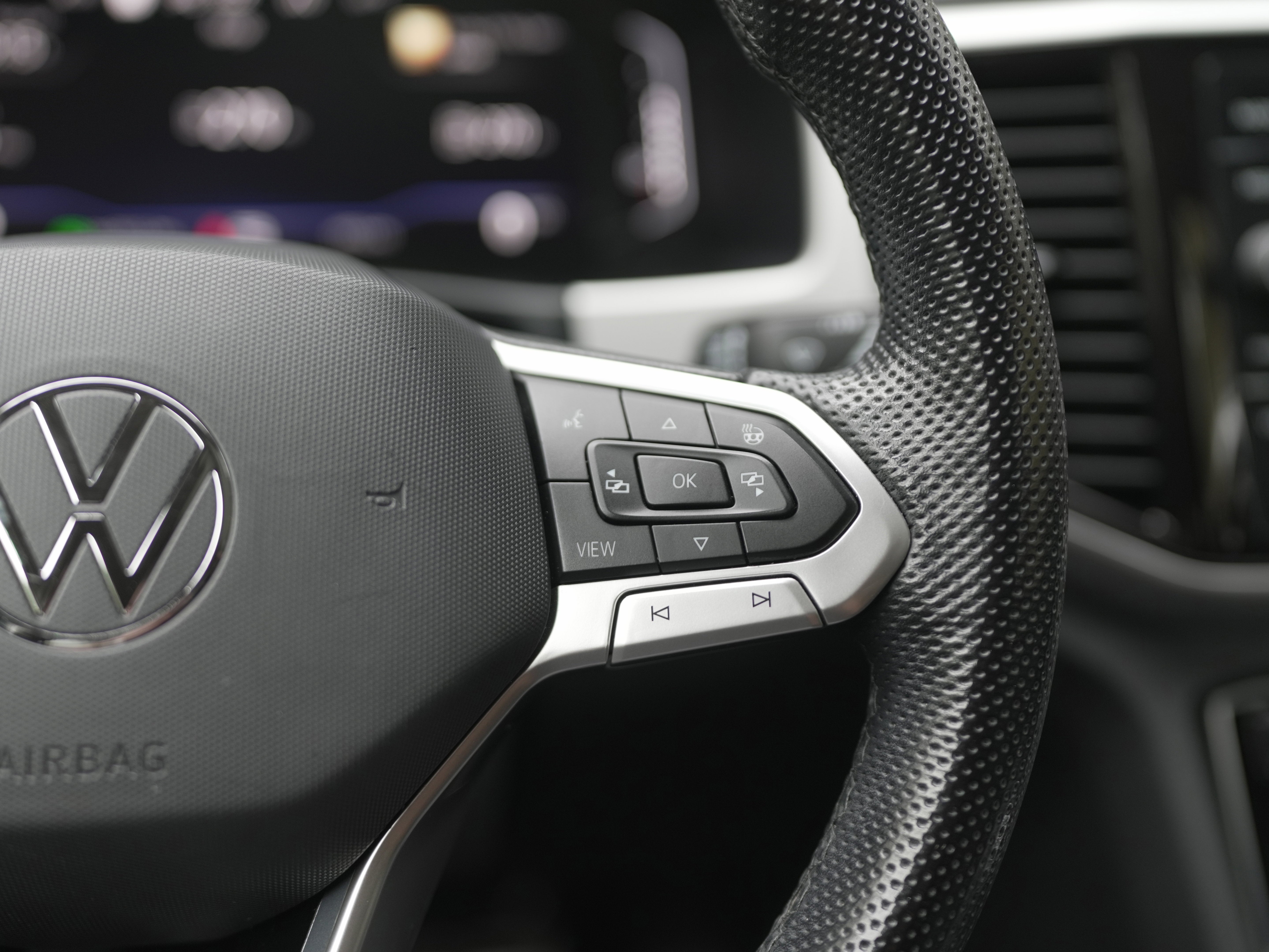 2022 Volkswagen Atlas 3.6L V6 SEL R-Line