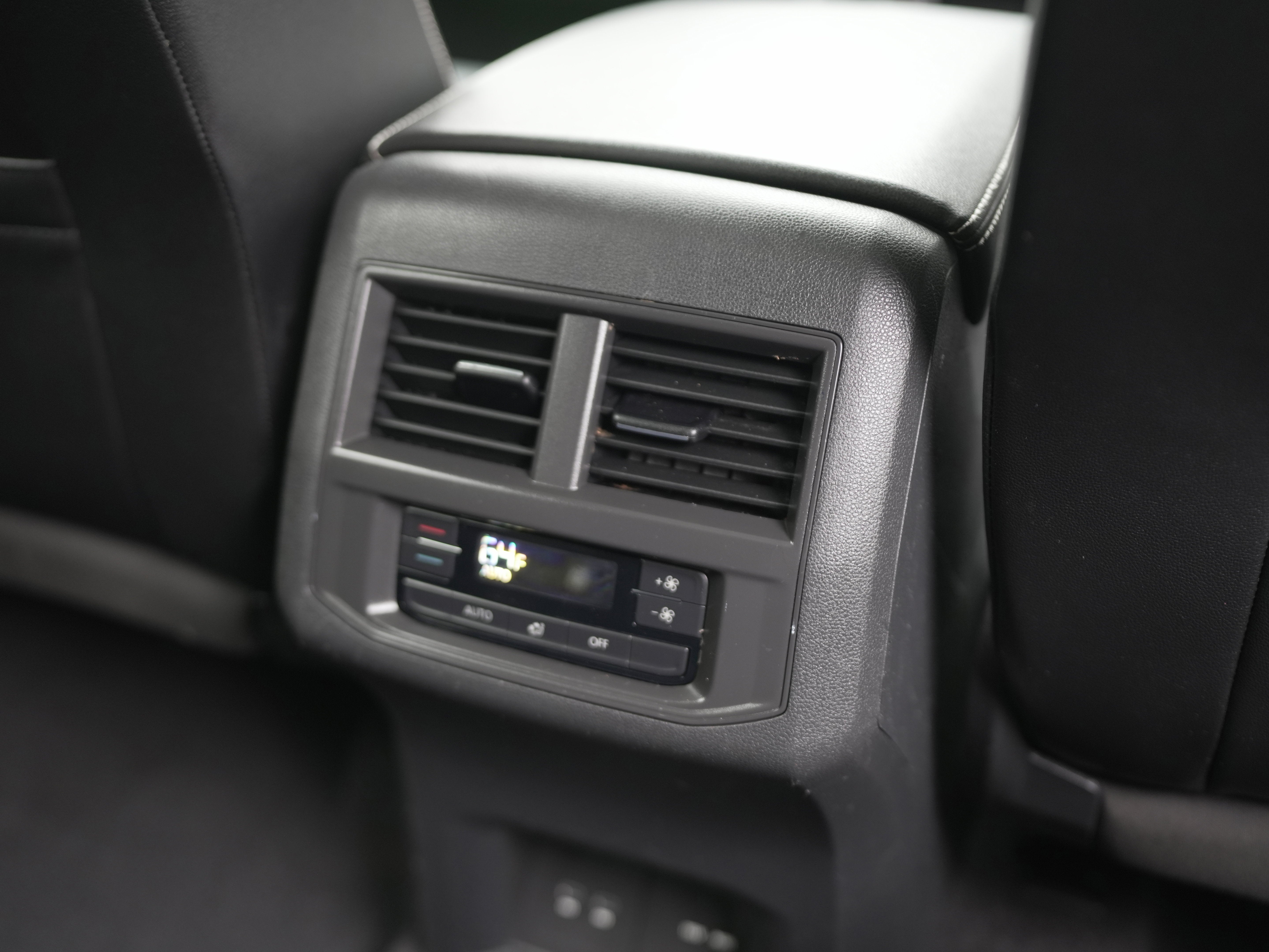 2022 Volkswagen Atlas 3.6L V6 SEL R-Line