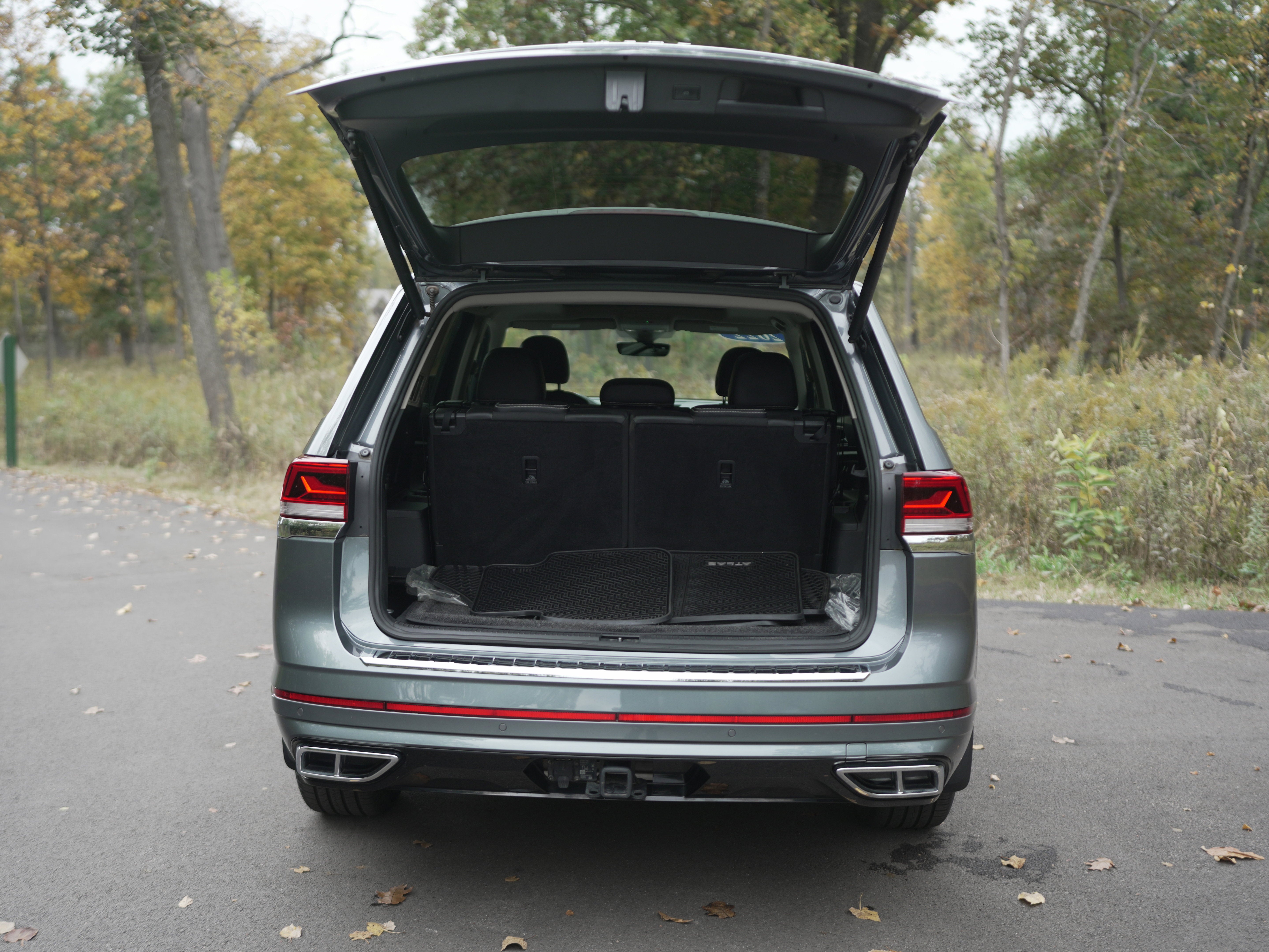 2022 Volkswagen Atlas 3.6L V6 SEL R-Line