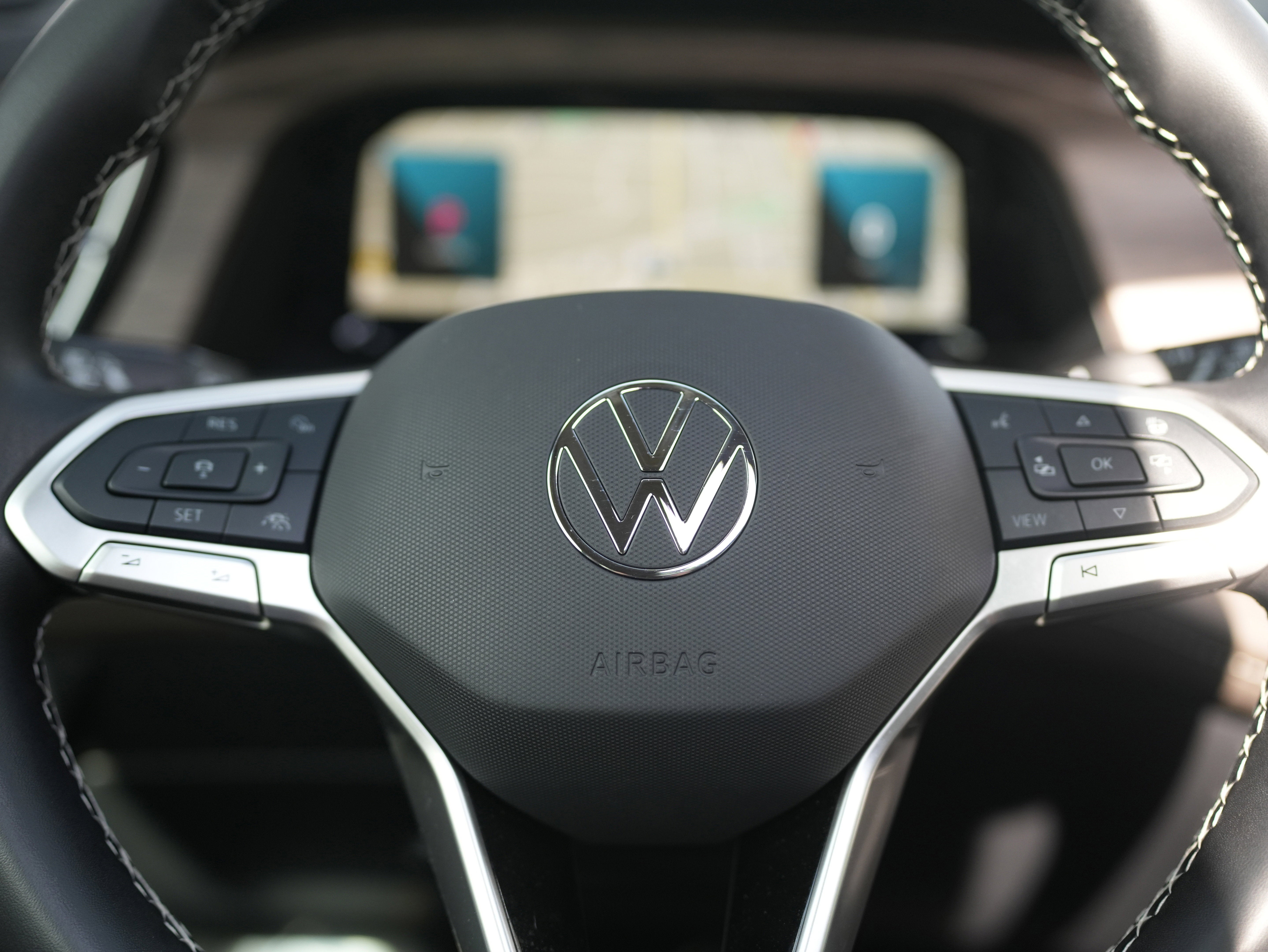 2025 Volkswagen Atlas 2.0T SEL