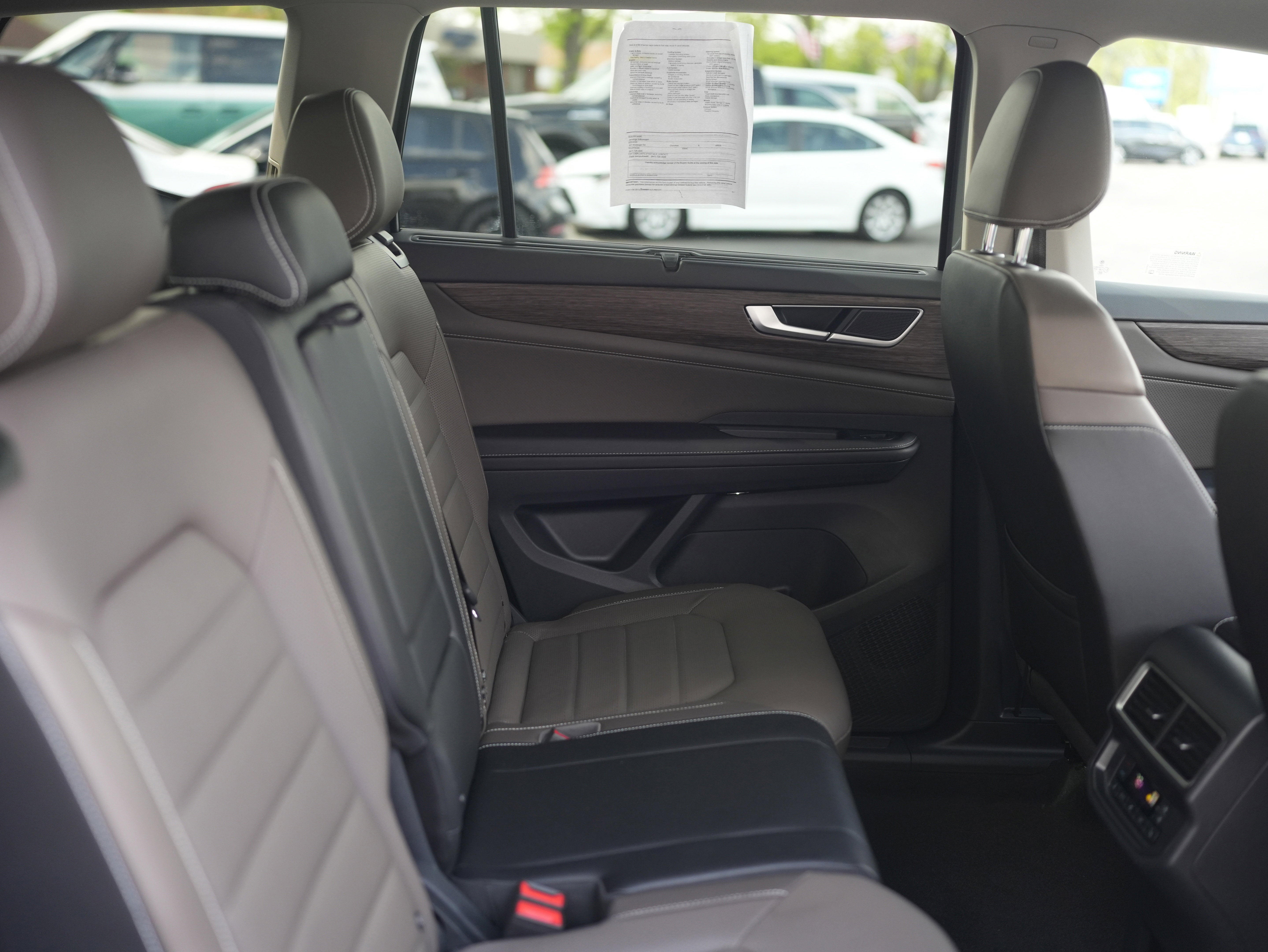 2025 Volkswagen Atlas 2.0T SEL