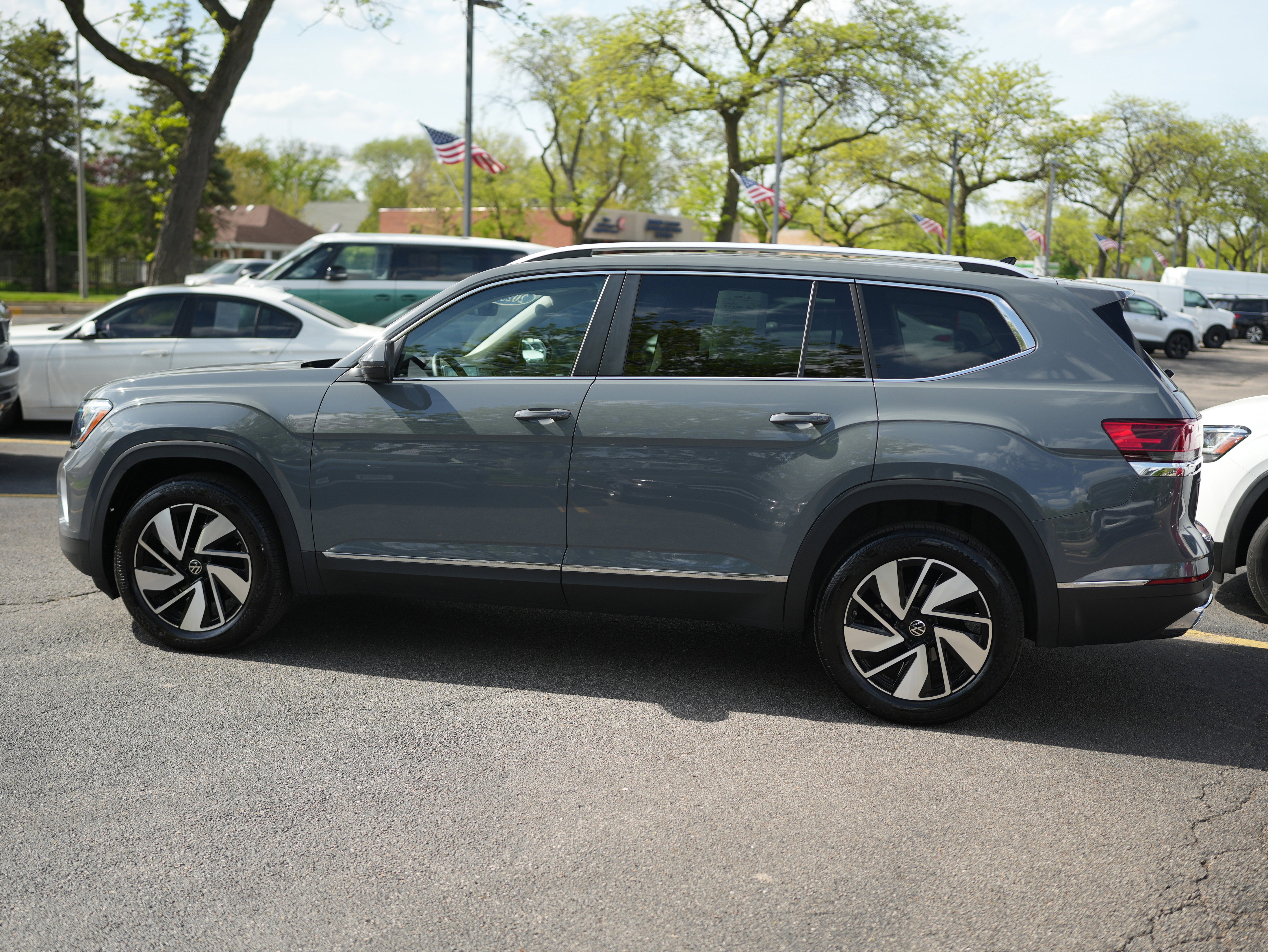 2025 Volkswagen Atlas 2.0T SEL