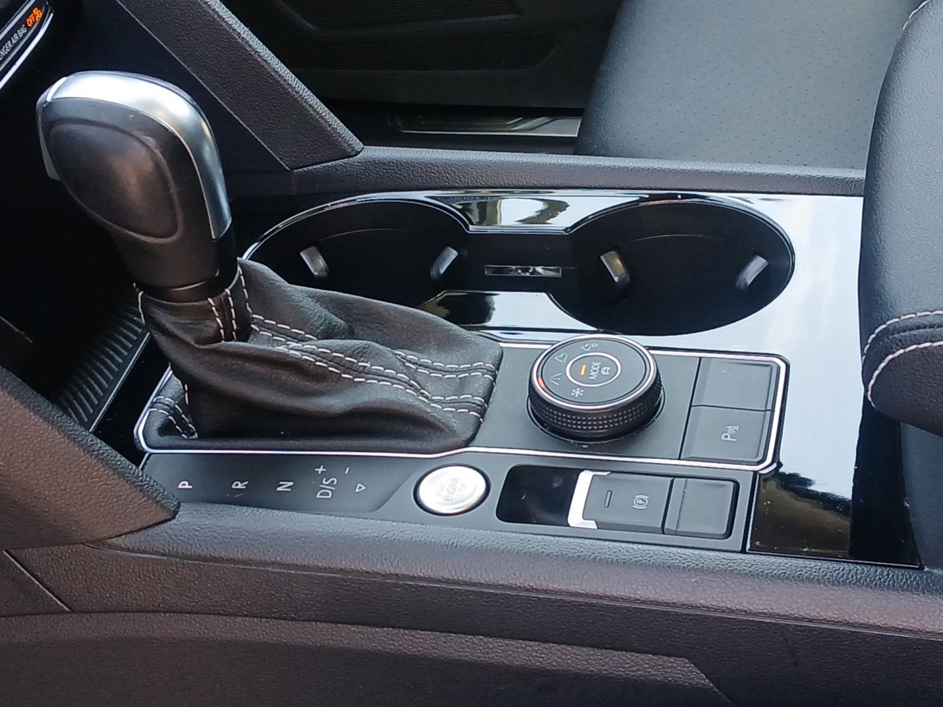 2023 Volkswagen Atlas 3.6L V6 SEL