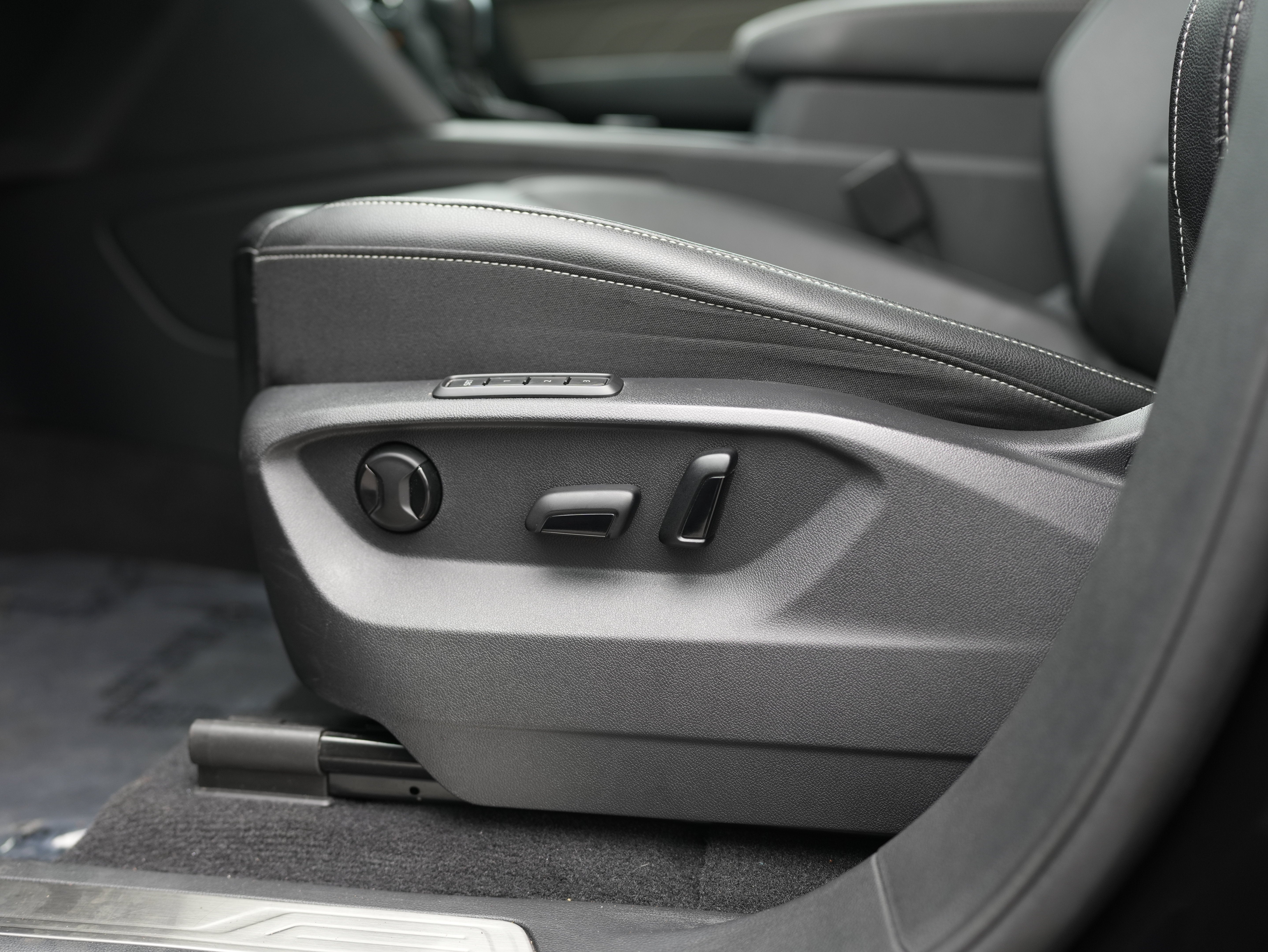 2023 Volkswagen Atlas 3.6L V6 SEL