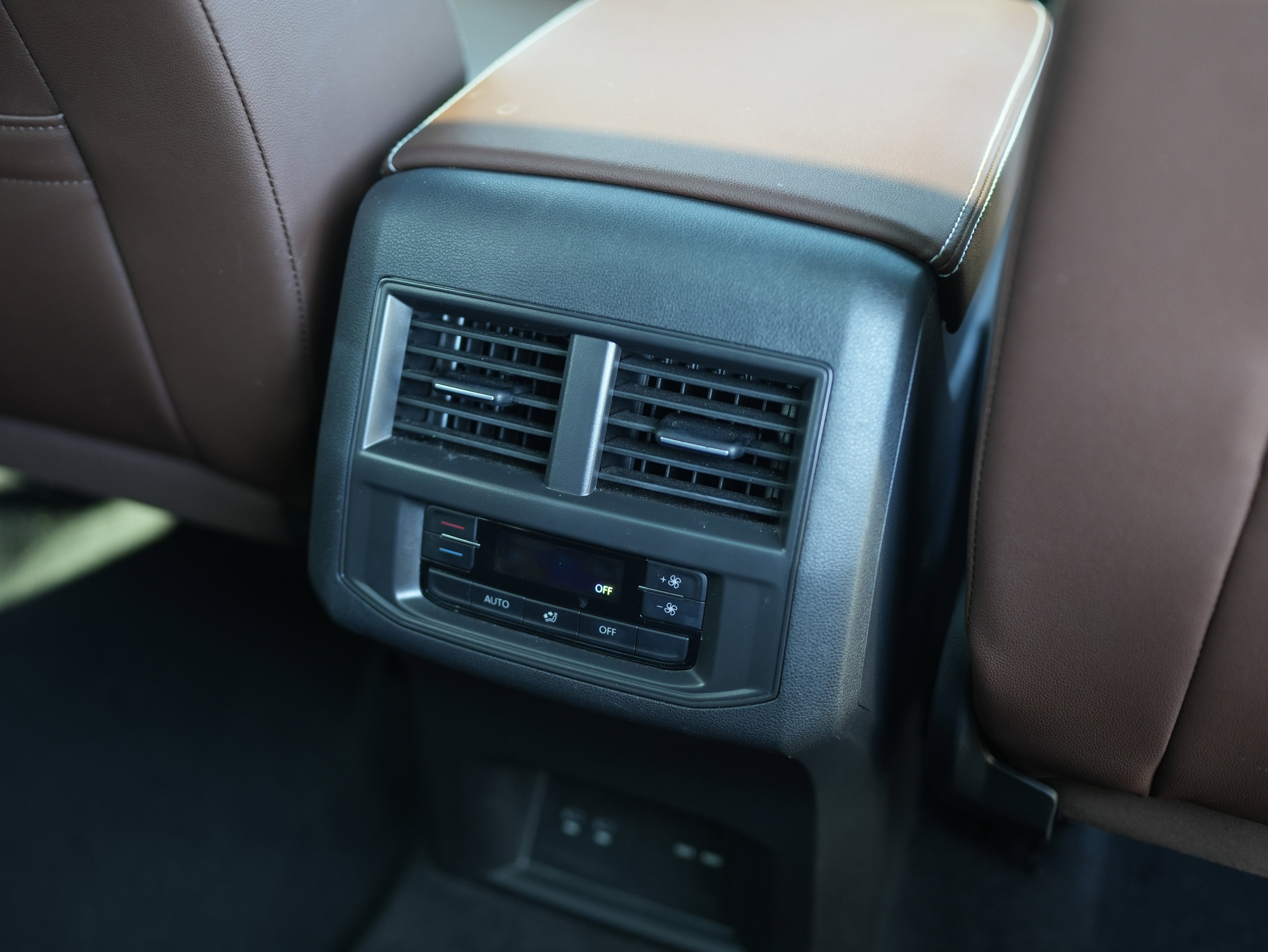 2023 Volkswagen Atlas 3.6L V6 SEL