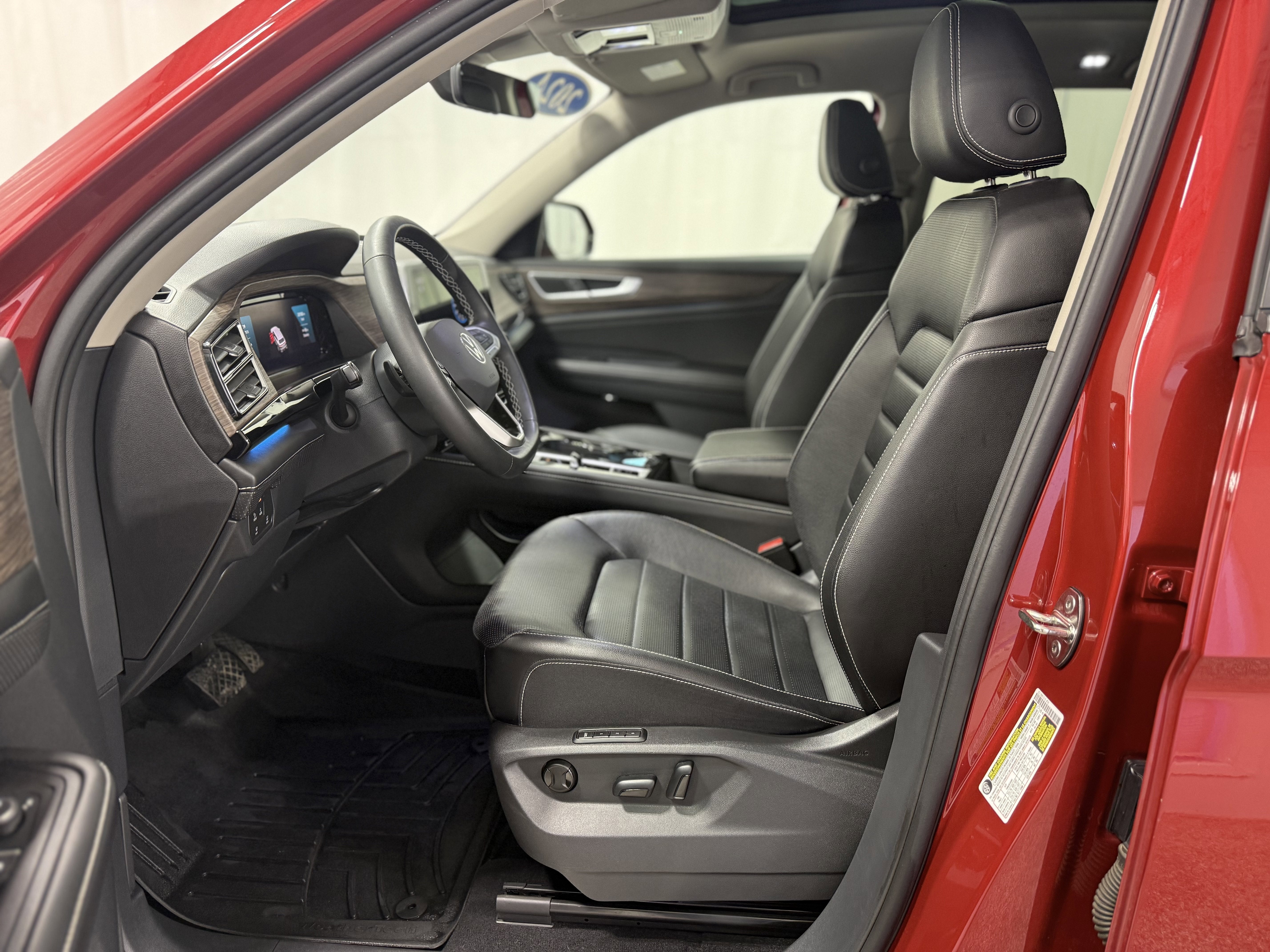 2024 Volkswagen Atlas 2.0T SEL