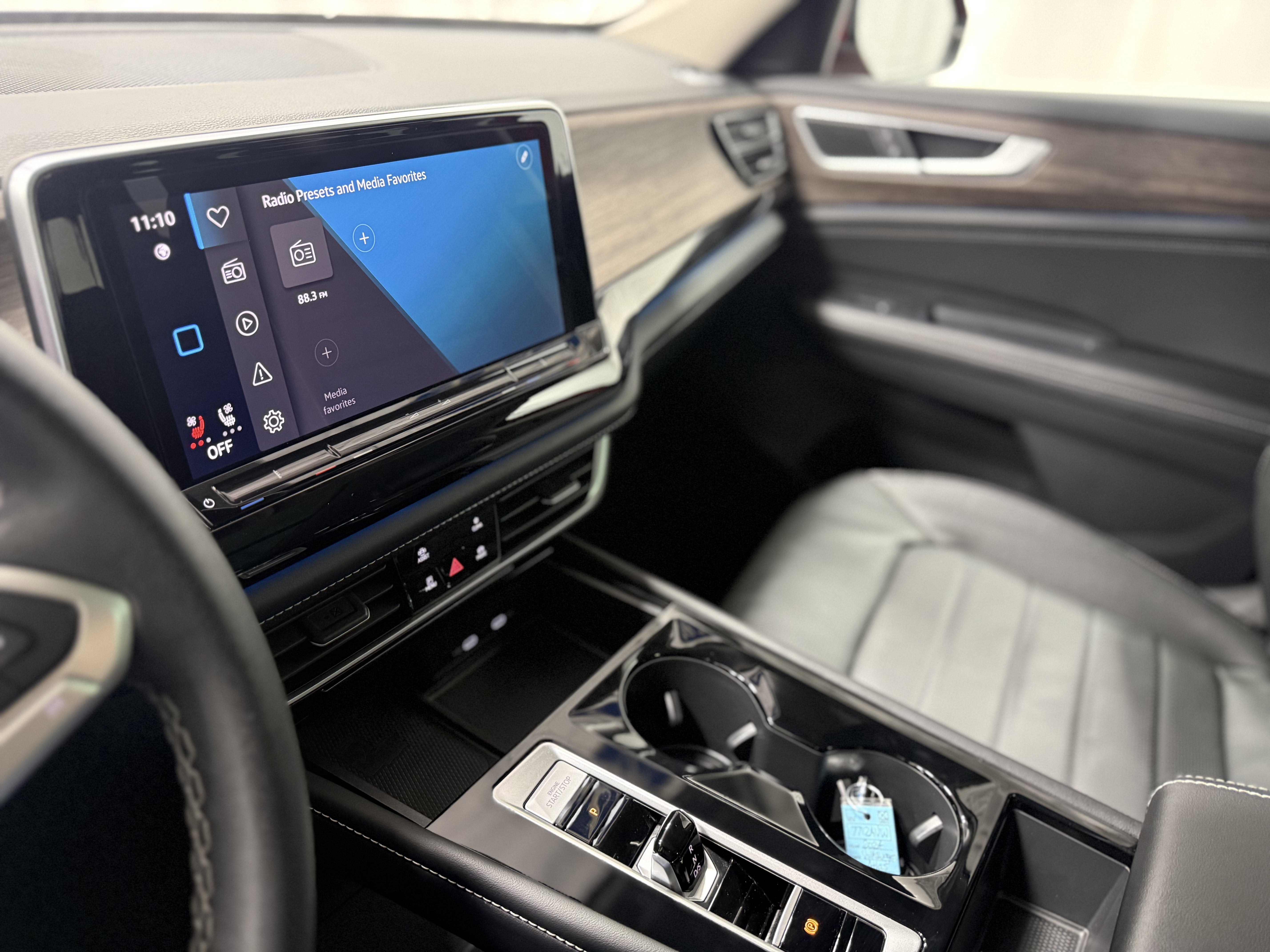 2024 Volkswagen Atlas 2.0T SEL