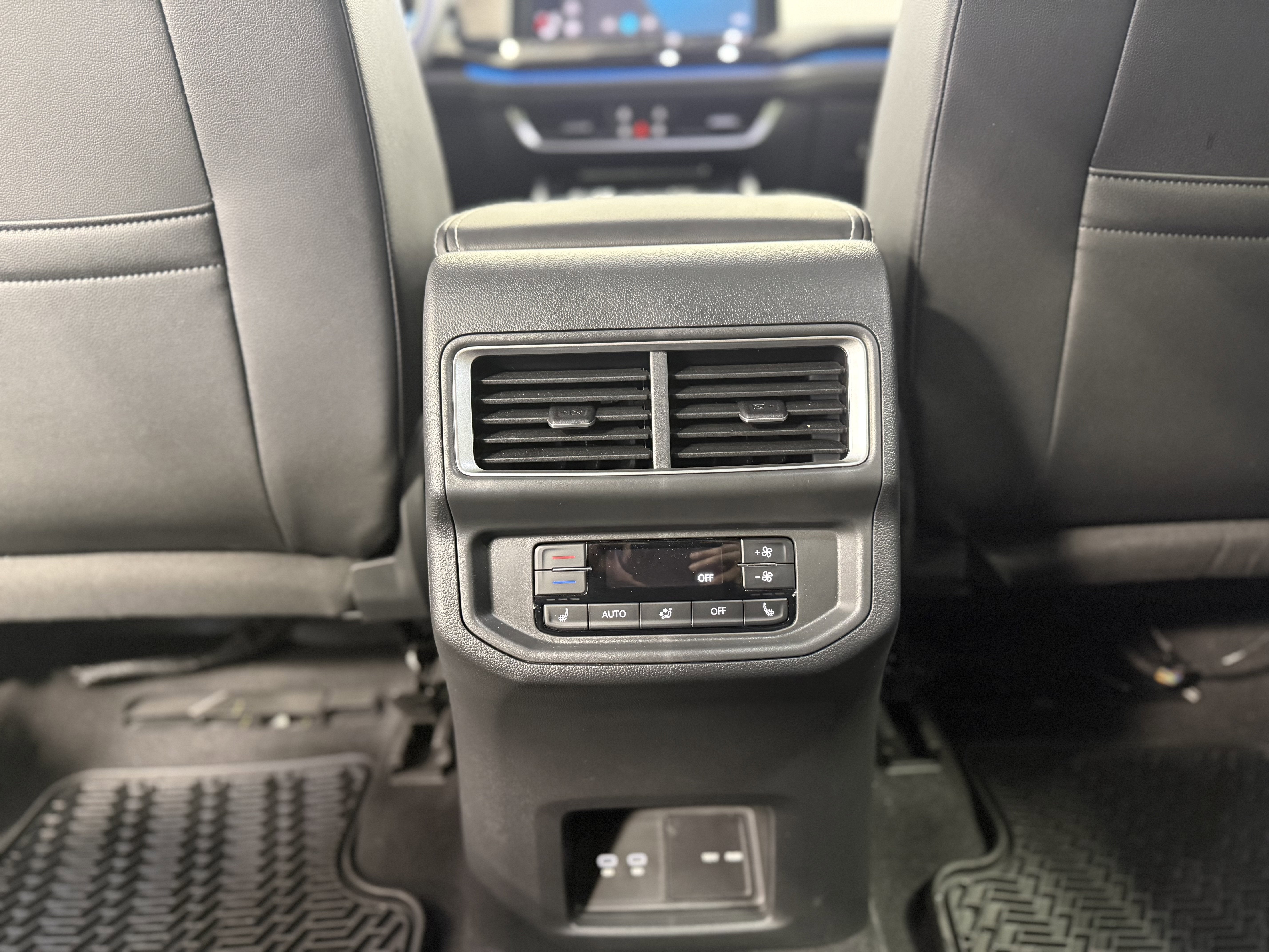 2024 Volkswagen Atlas 2.0T SEL