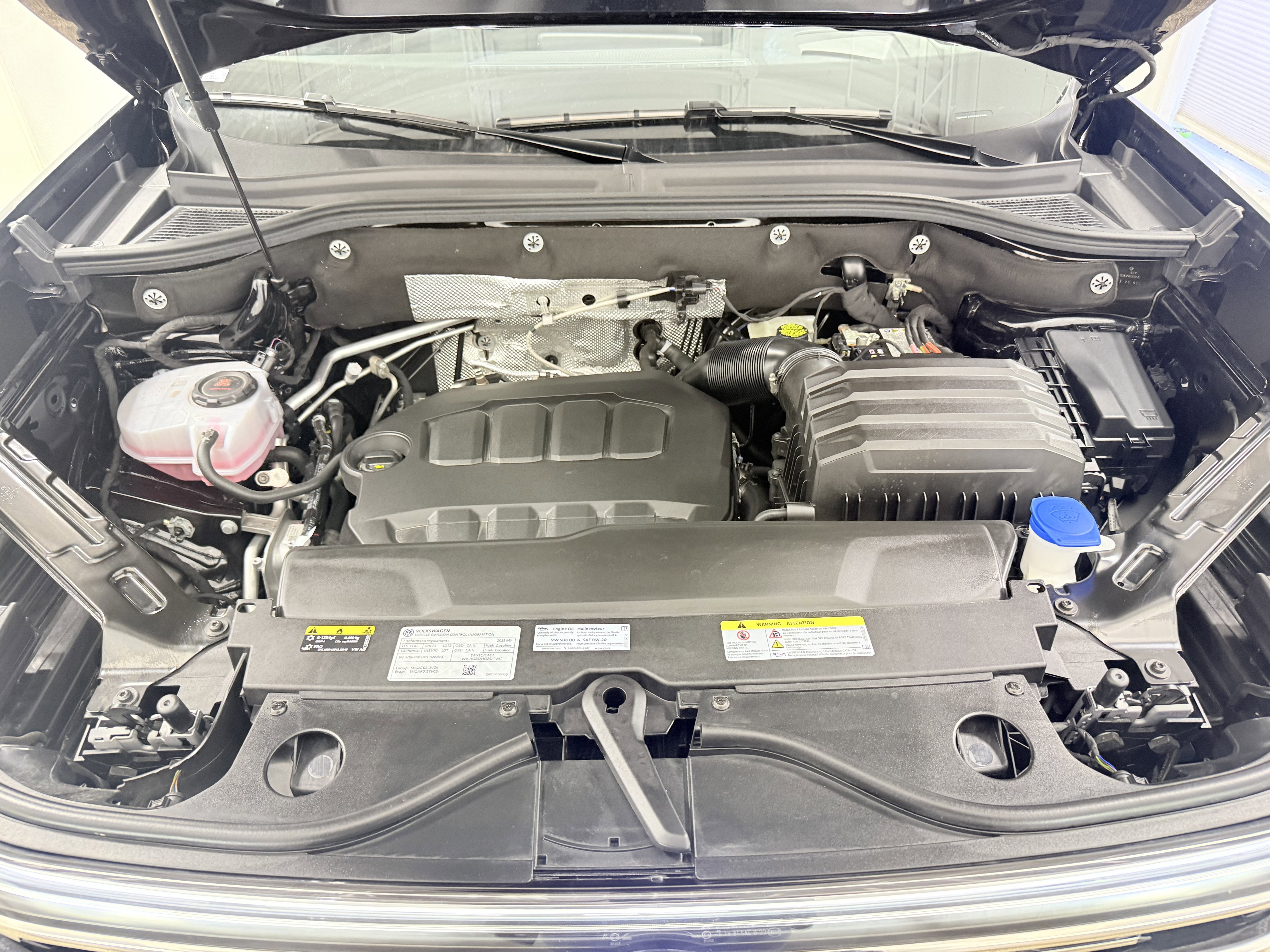 2025 Volkswagen Atlas 2.0T SEL