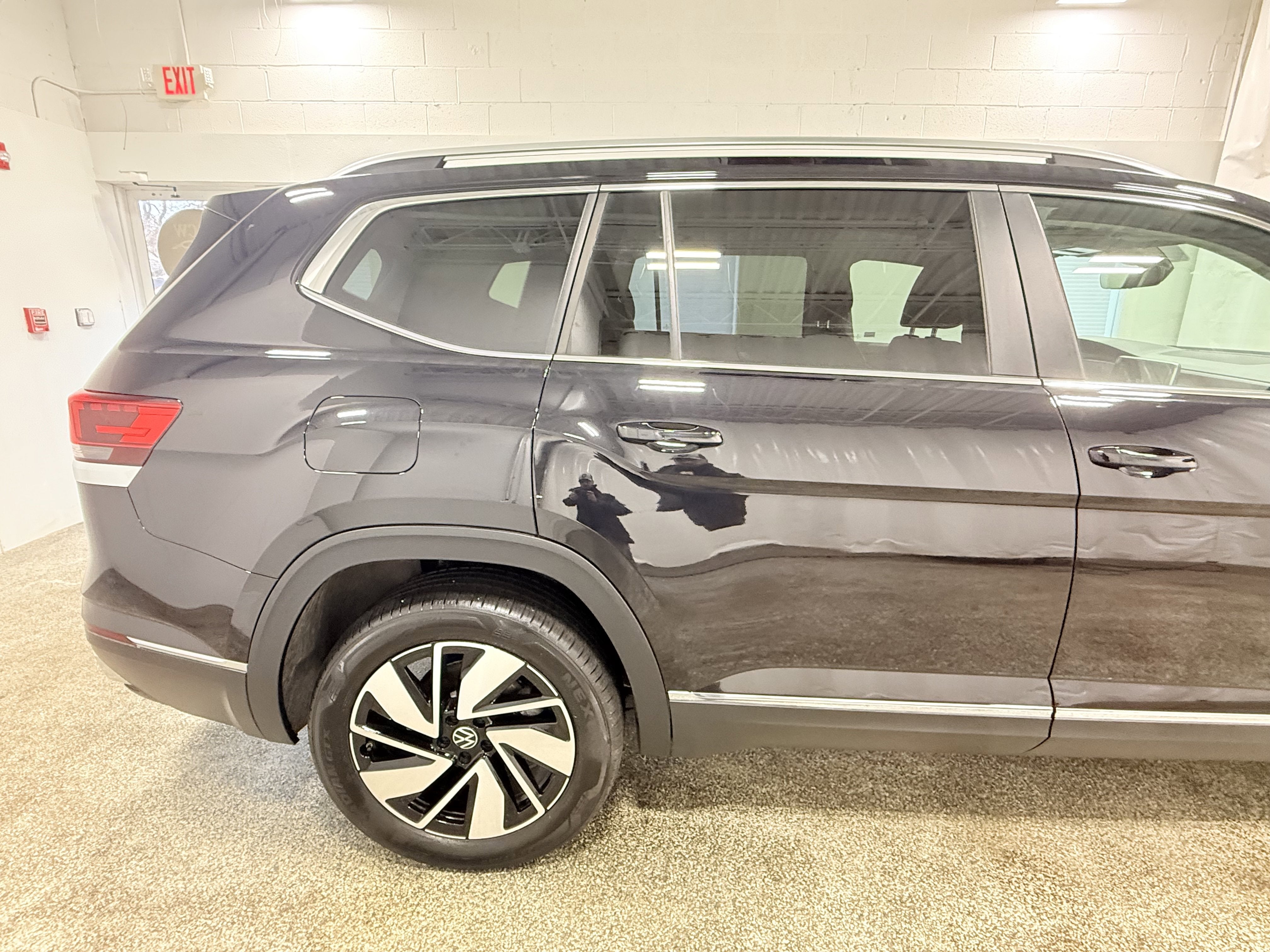 2025 Volkswagen Atlas 2.0T SEL