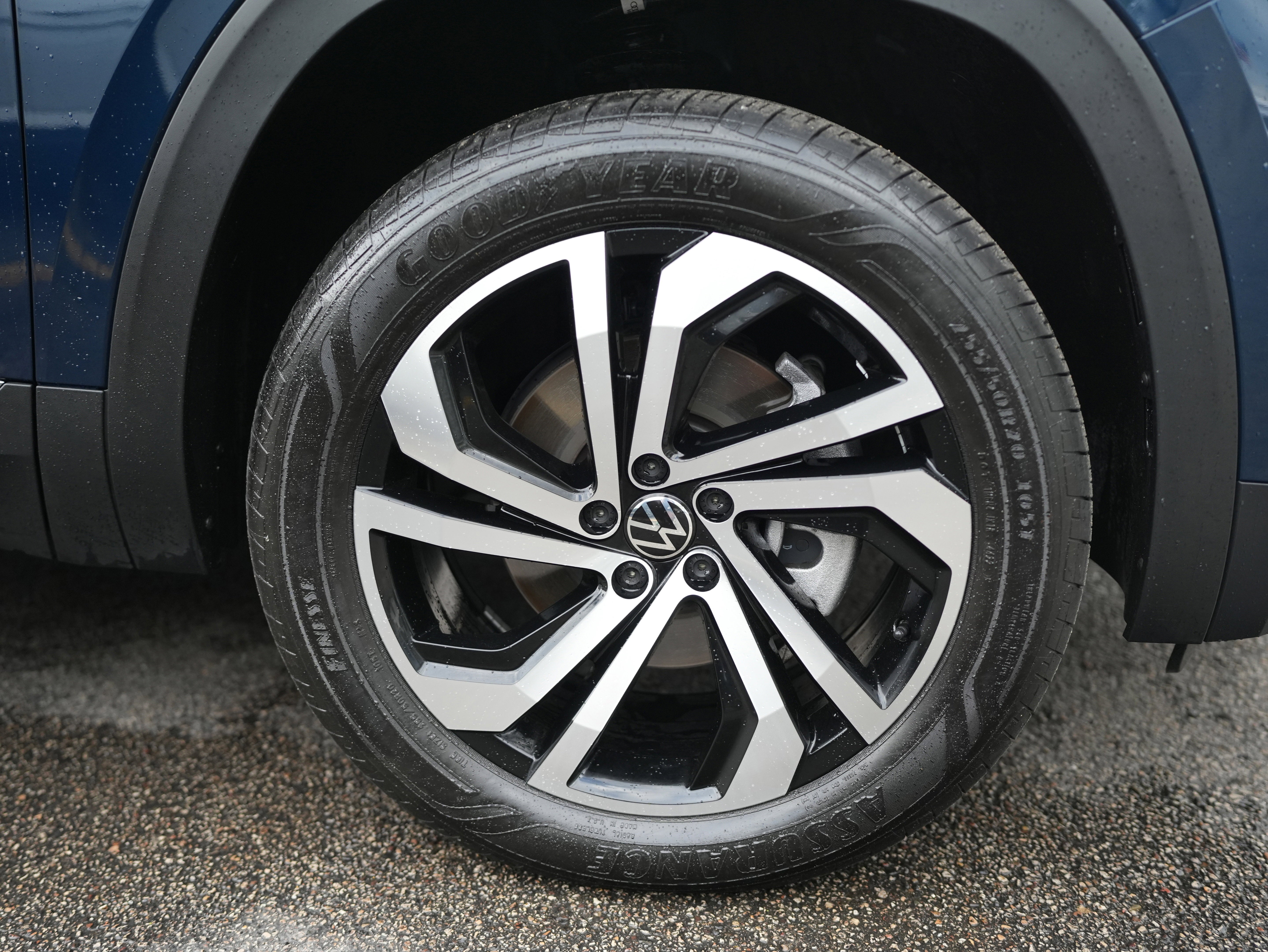 2023 Volkswagen Atlas 3.6L V6 SEL