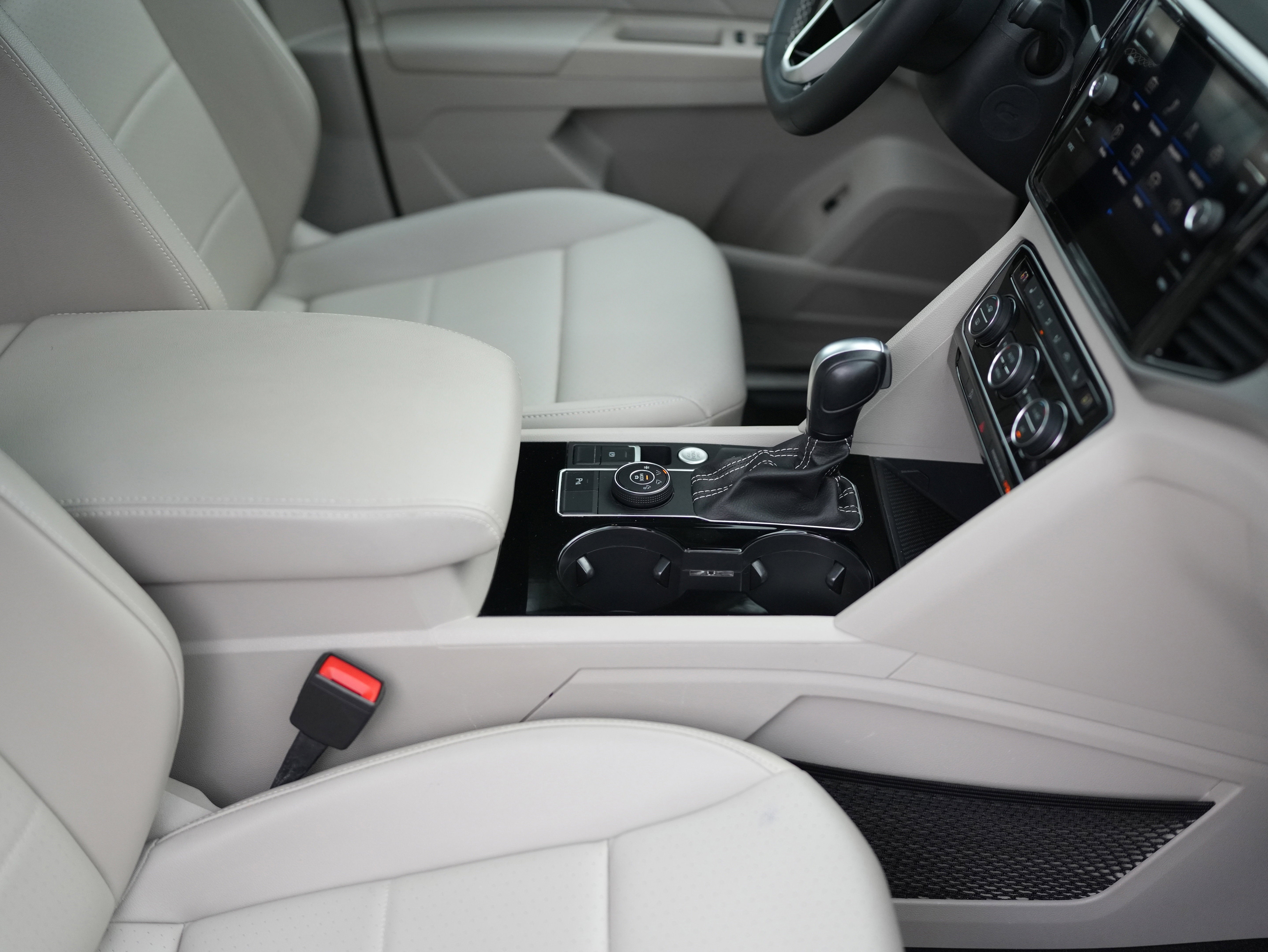 2023 Volkswagen Atlas 3.6L V6 SEL